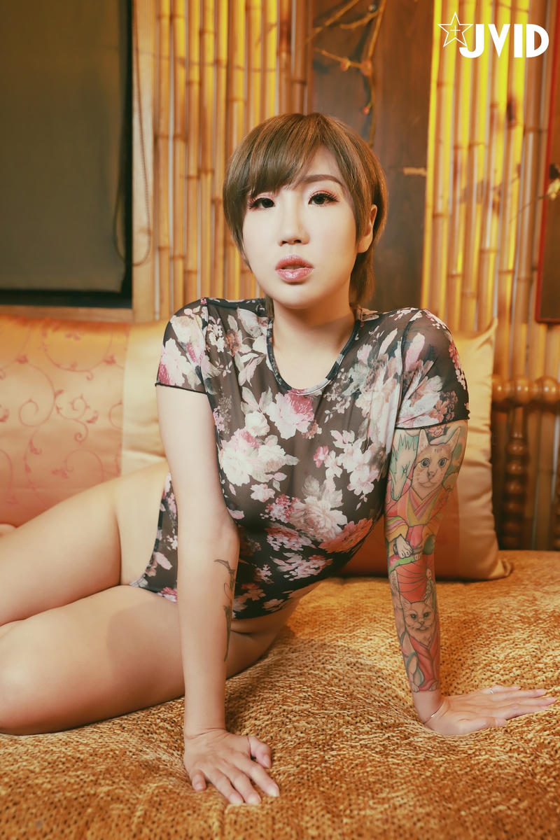JVID - 2020-08-07售卖摄影大师JerryLinPhoto作品丰乳翘臀的冰冰首次被万转跳蛋攻击超舒爽表情加上无法停下的哀嚎呻吟图54P1V_第2集