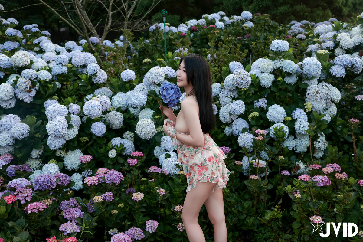 JVID NO.798 肉包Mini 茉 花 [114P／356MB]_第2集