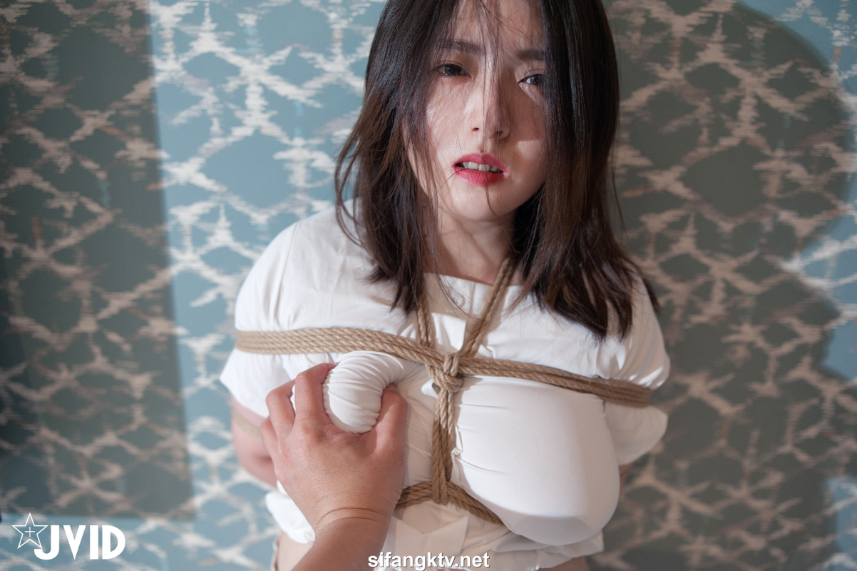 JVID NO.931 黏黏 超清纯模特 [59P1V 1.09GB]_第3集