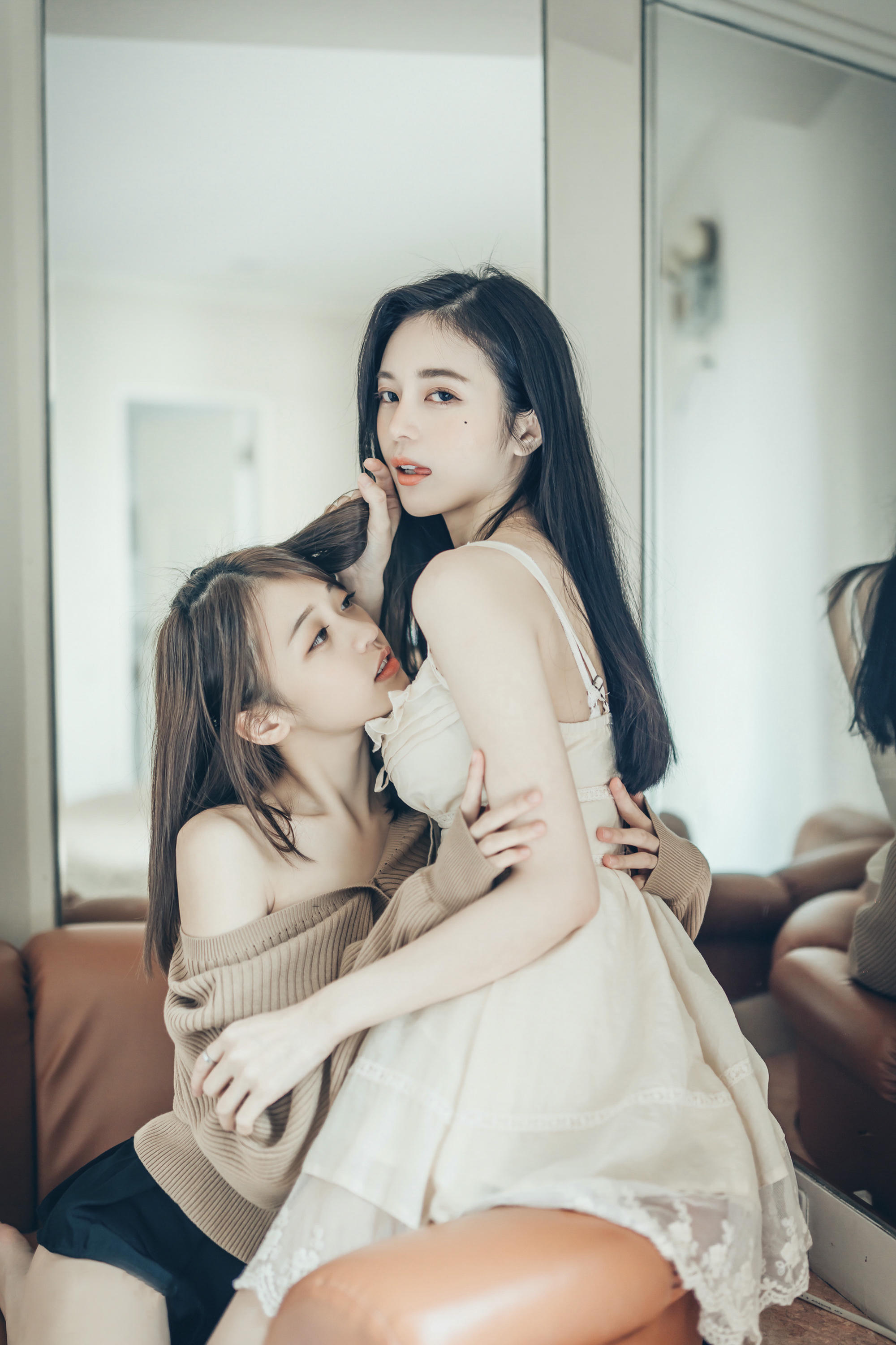 JVID NO.980 辰辰 & 妍妍 Angel 我的大小女友 [151P 329MB]_第7集