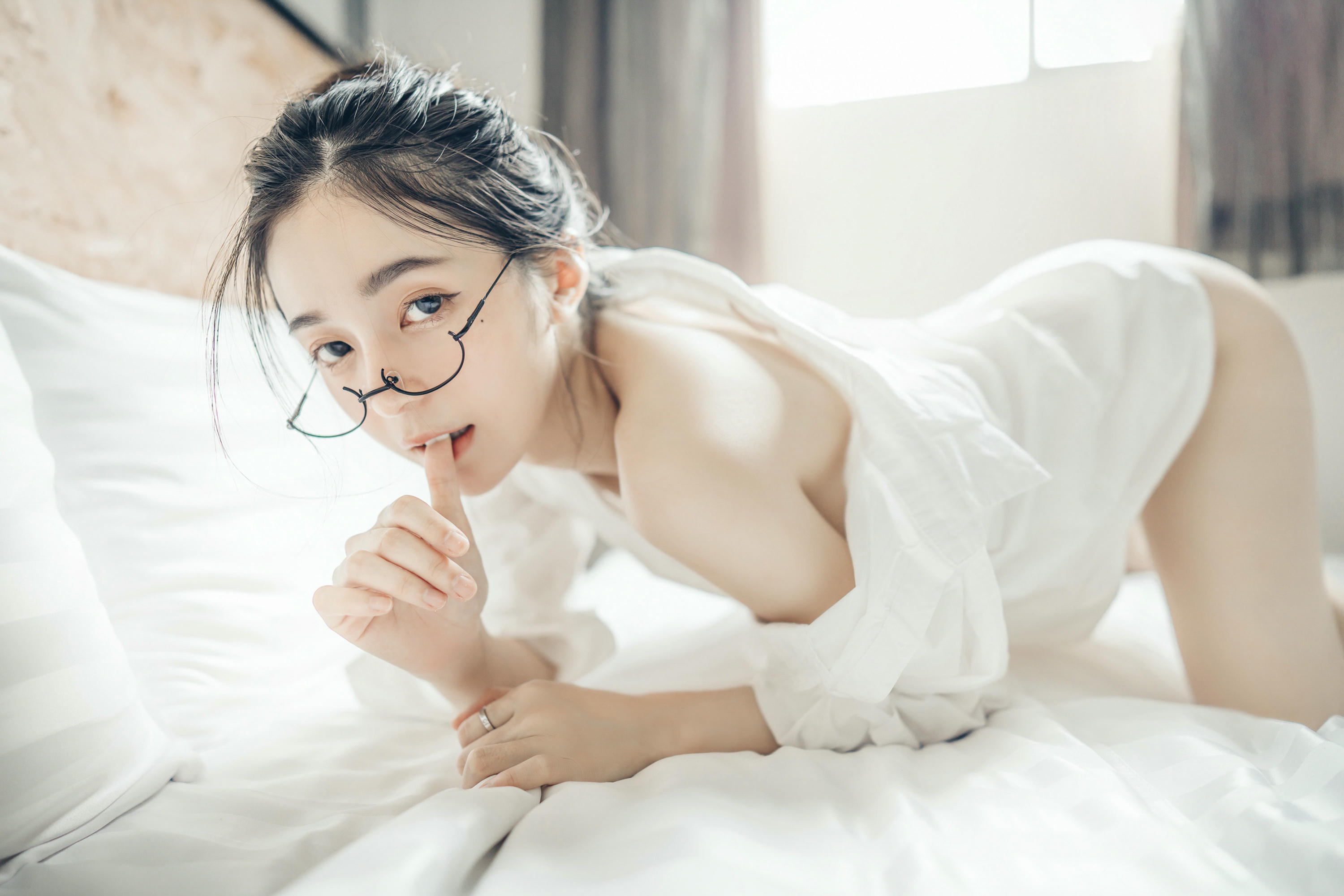 JVID NO.998 辰辰 终于约到女神 [102P 234MB]_第2集