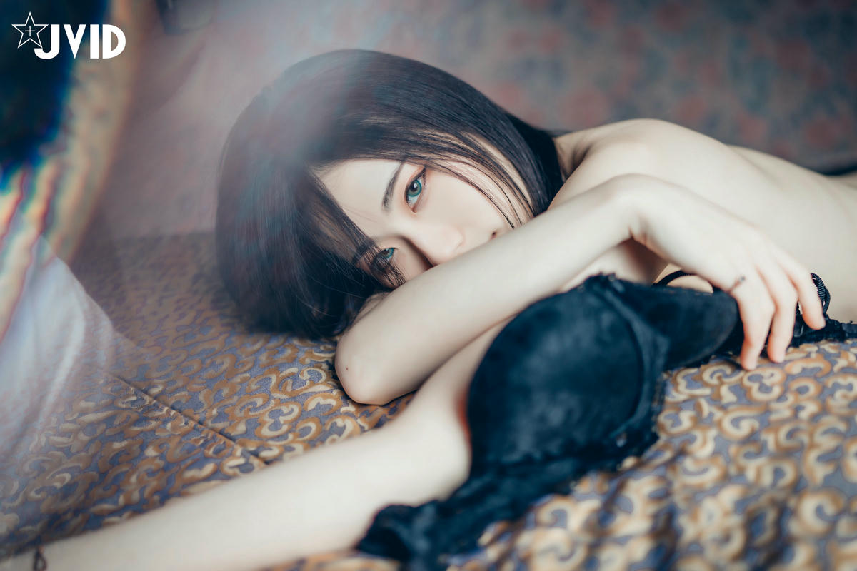 JVID 最新SSS极品高颜值空灵系女神▌阿黎▌从画里走出来的女子水出芙蓉冷艳玉女绝非凡世之物 118P1V_第5集