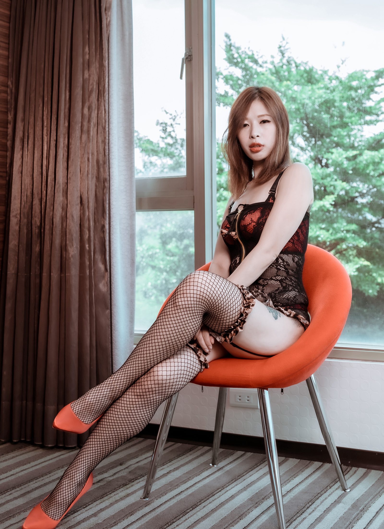 JVID - 2020-09-05出品绳缚摄影大师巴贝瑞色色的美女模特【白荷】想要全裸绑在窗边自慰DIY给大家看图117P+1V_第3集