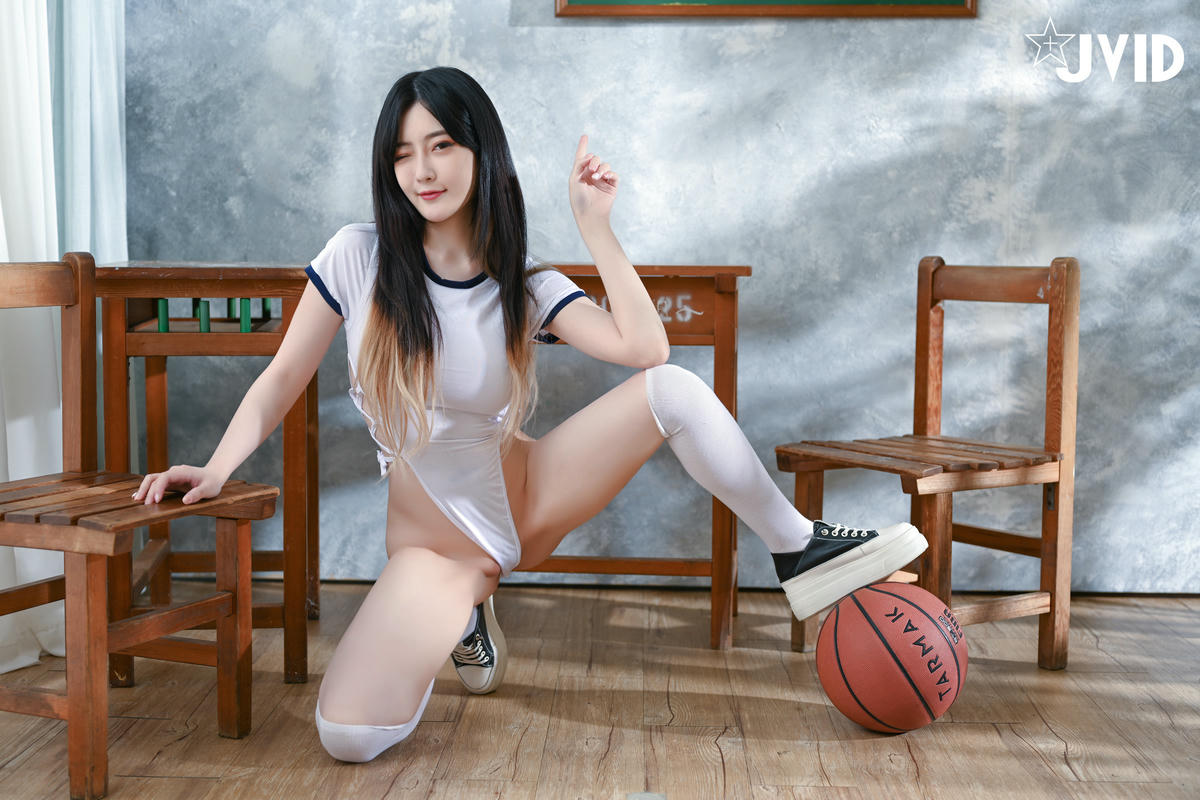 【全网核弹】最新JVID新晋SSS极品女神▌璃奈酱 ▌极品学生妹全裸课堂 究极嫩乳白虎粉鲍永远的神 161P1V_第5集