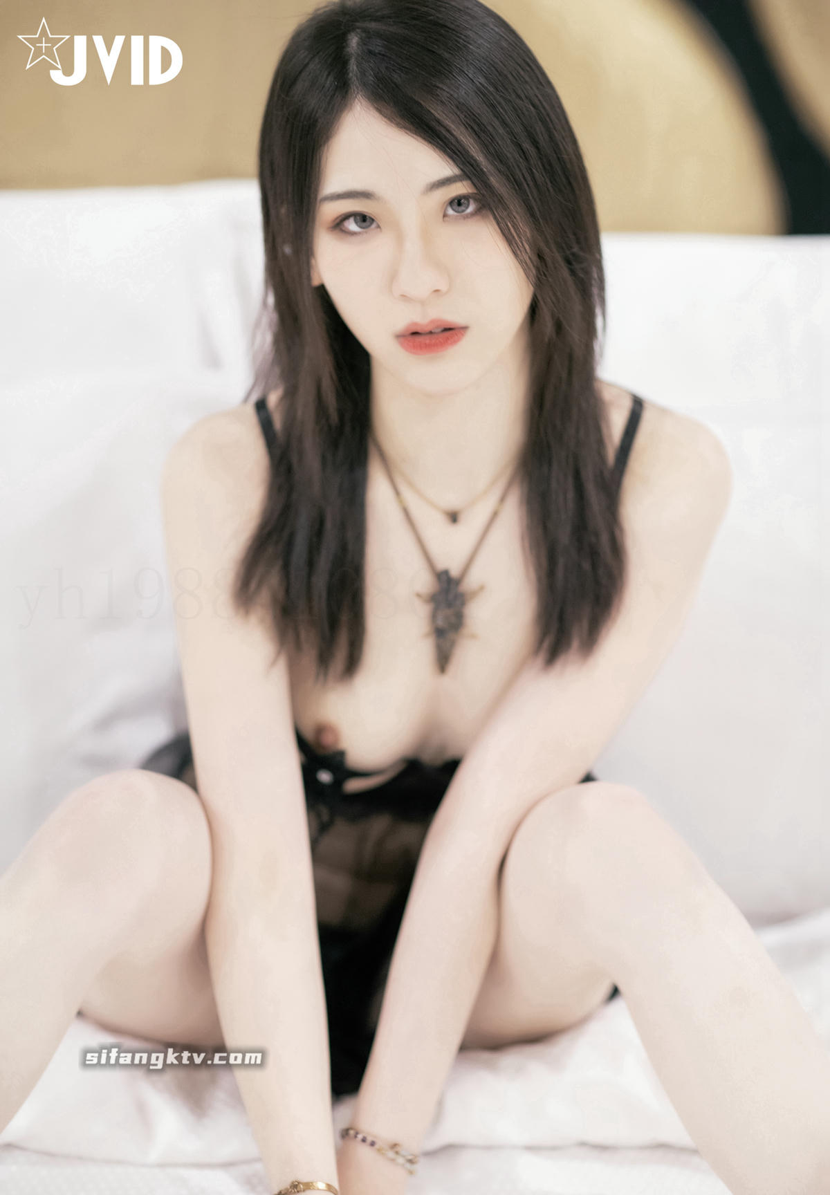 年终大回馈-女神尤妆妆私宅公开邀你共浴共眠 98P1V_第6集