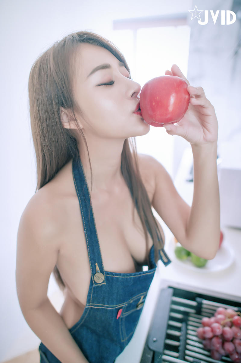 顶级私人珍藏！绝美JVID神级爆乳尤物▌乐乐 ▌裸体围裙逆天曼妙身材极品一线天白虎美穴 血脉喷张令人欲罢不能_第8集