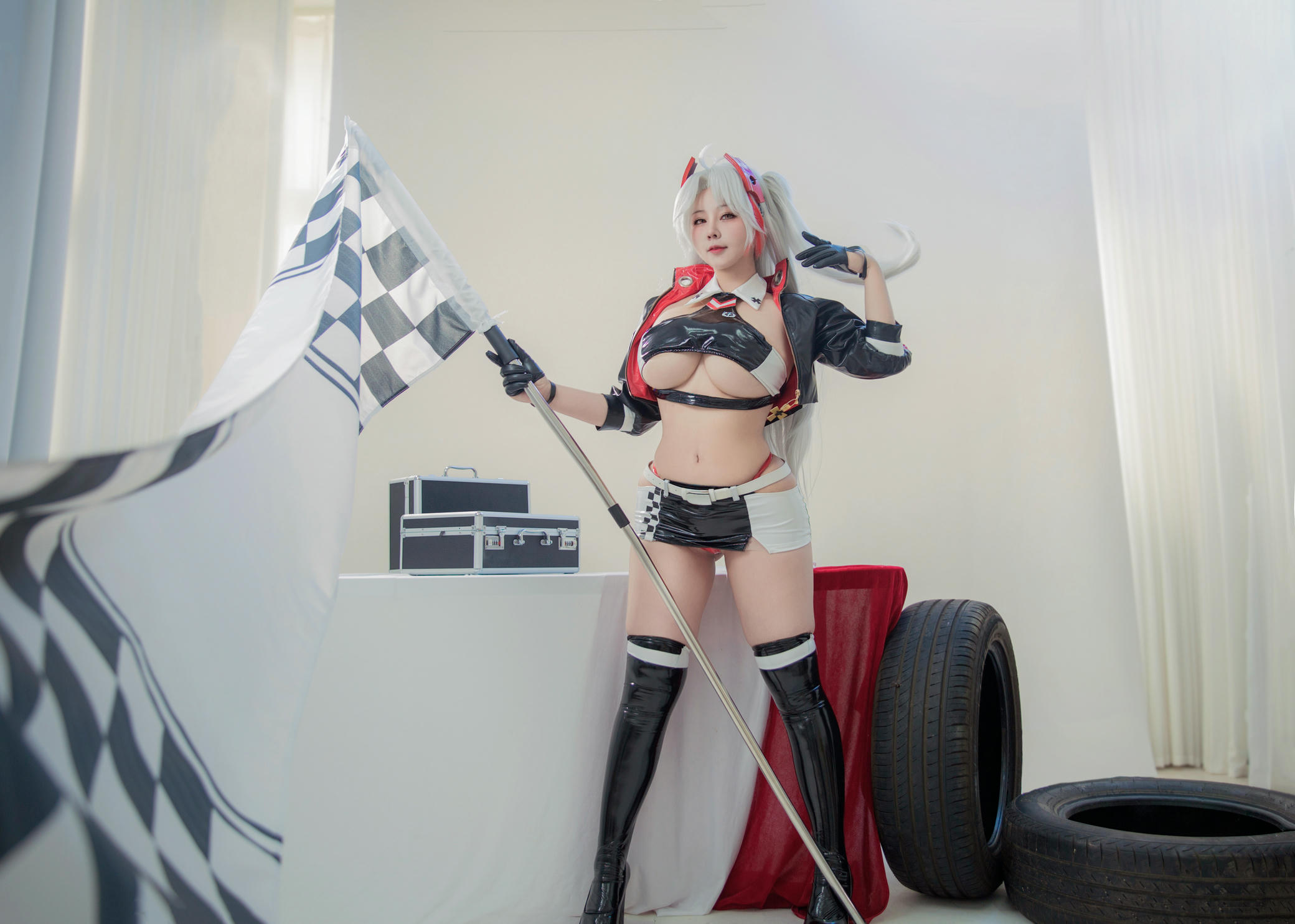 KANEKO_咔喵 NO.031 欧根亲王 赛车服[36P 2V 769.3M]_第1集