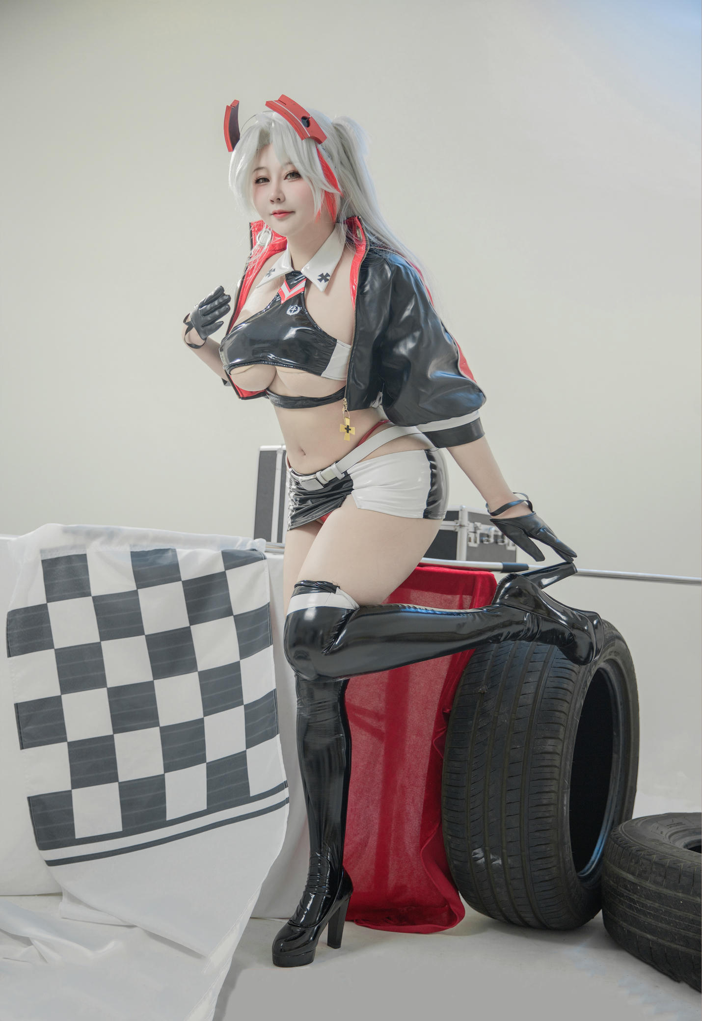 KANEKO_咔喵 NO.031 欧根亲王 赛车服[36P 2V 769.3M]_第2集