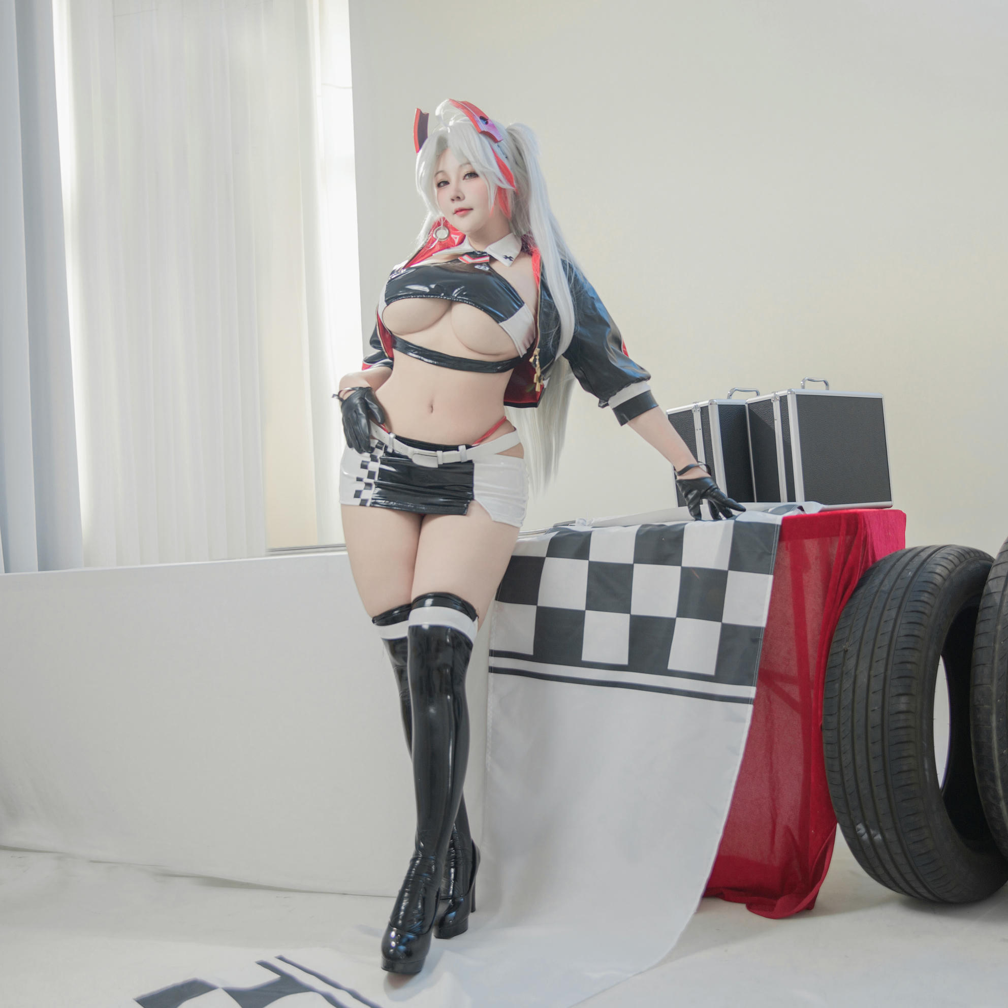 KANEKO_咔喵 NO.031 欧根亲王 赛车服[36P 2V 769.3M]_第2集