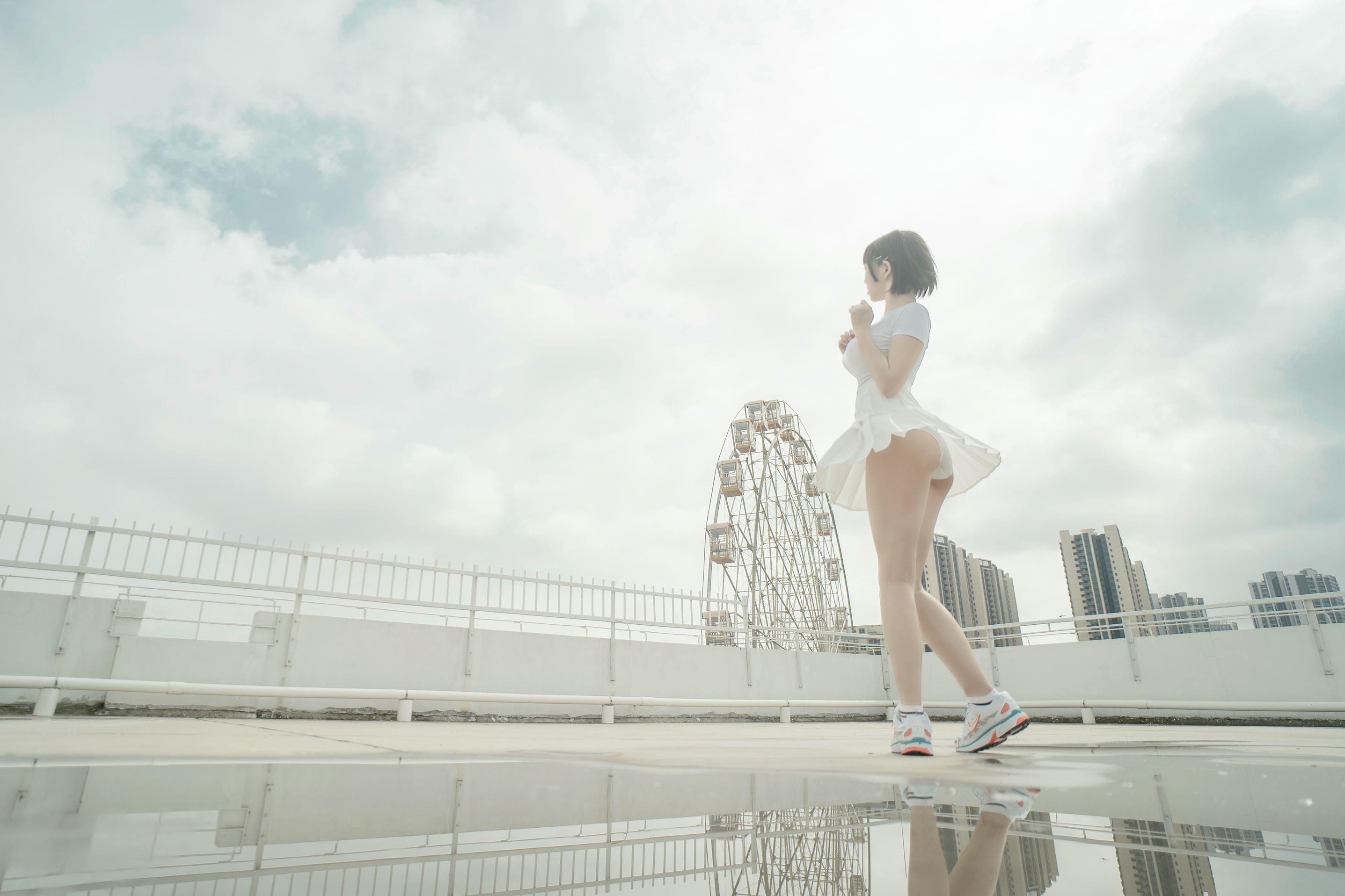 阿薰kaOri NO.015 天台 [82P1V-649MB]_第1集