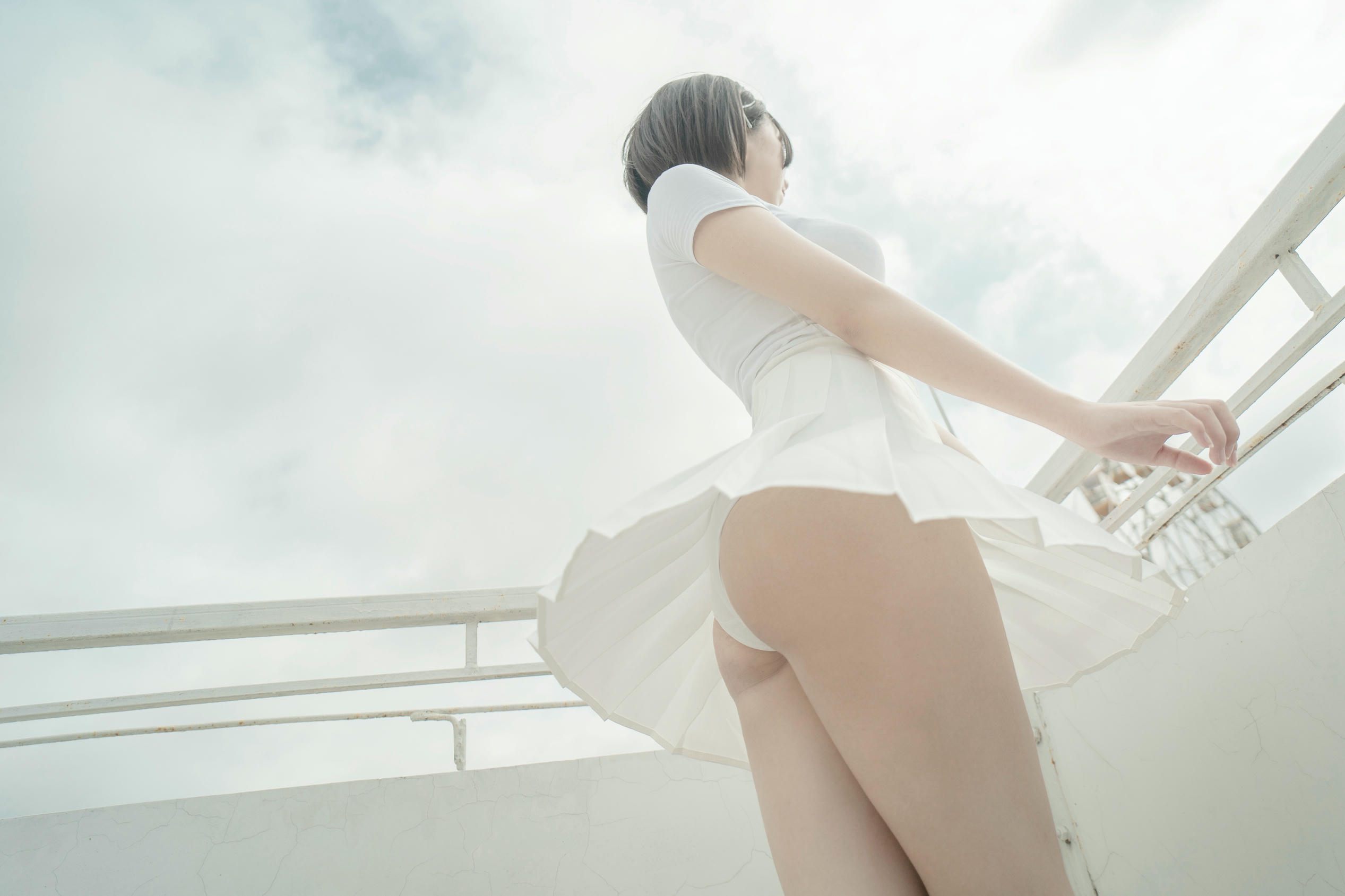 阿薰kaOri NO.015 天台 [82P1V-649MB]_第2集