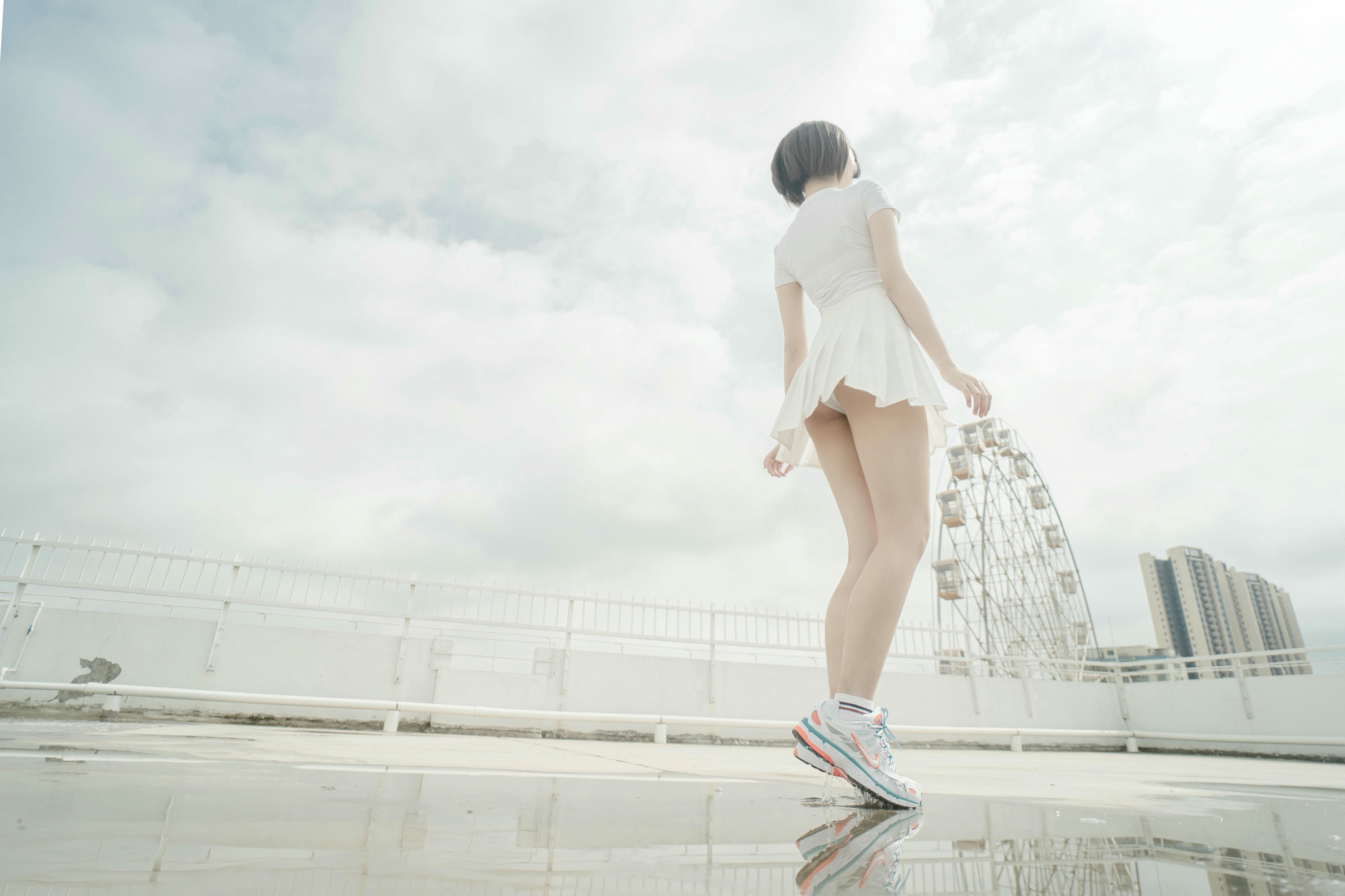 阿薰kaOri NO.015 天台 [82P1V-649MB]_第2集