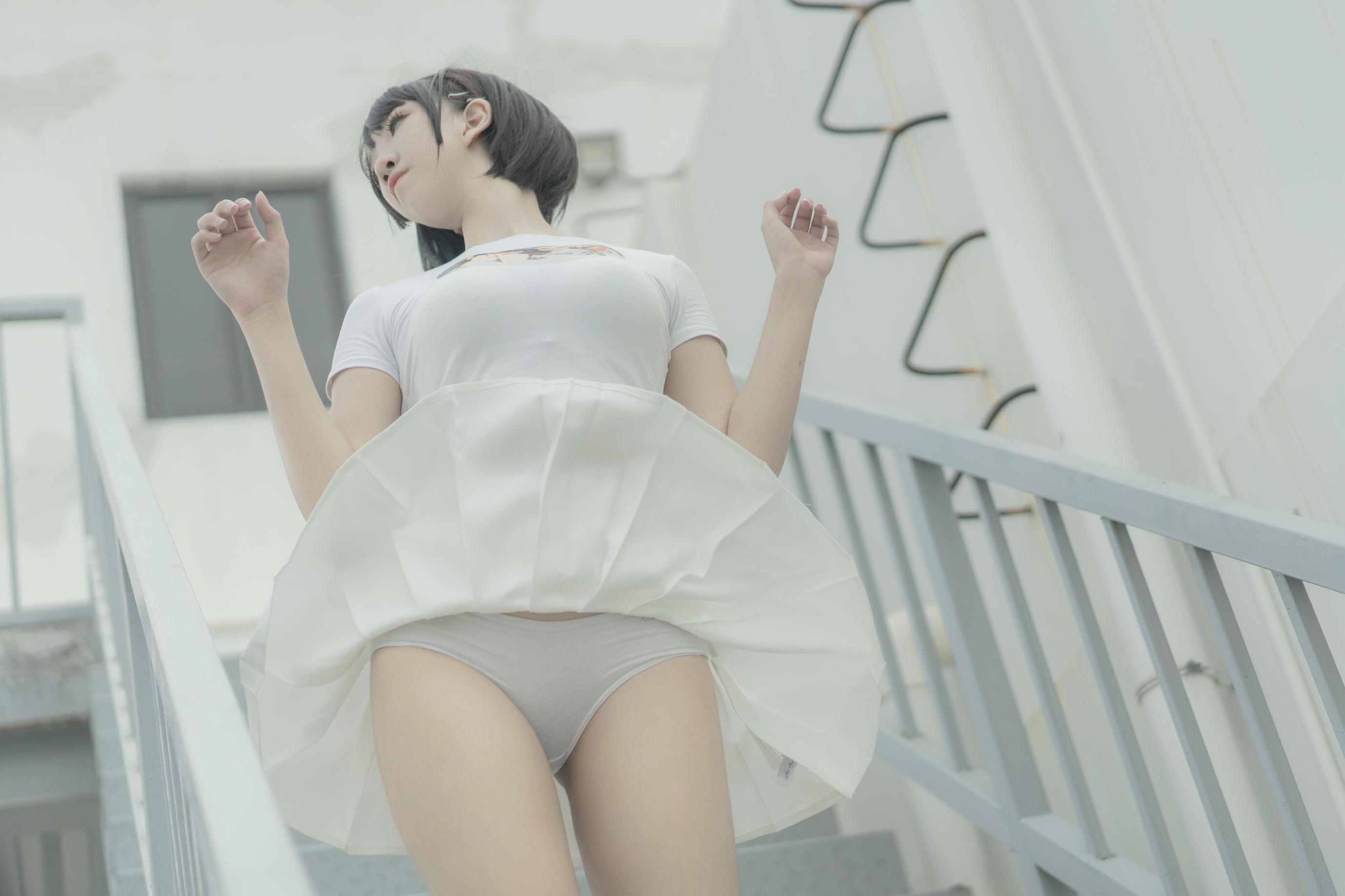 阿薰kaOri NO.015 天台 [82P1V-649MB]_第3集