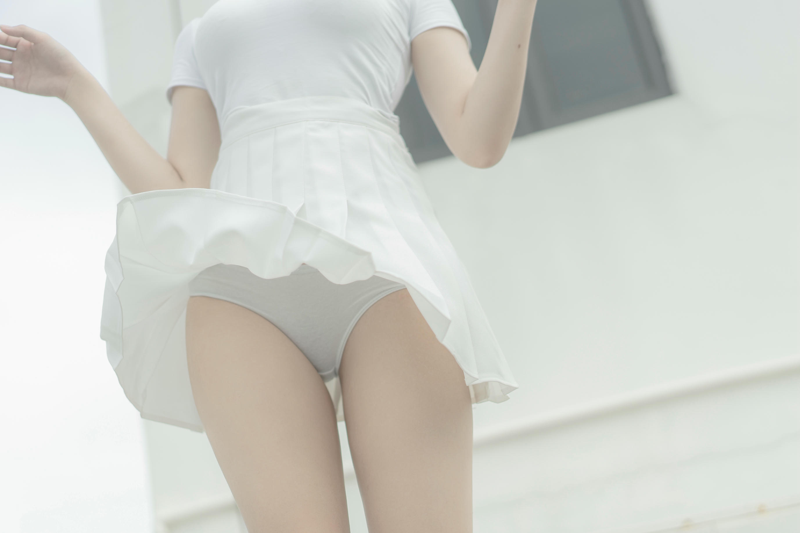 阿薰kaOri NO.015 天台 [82P1V-649MB]_第3集