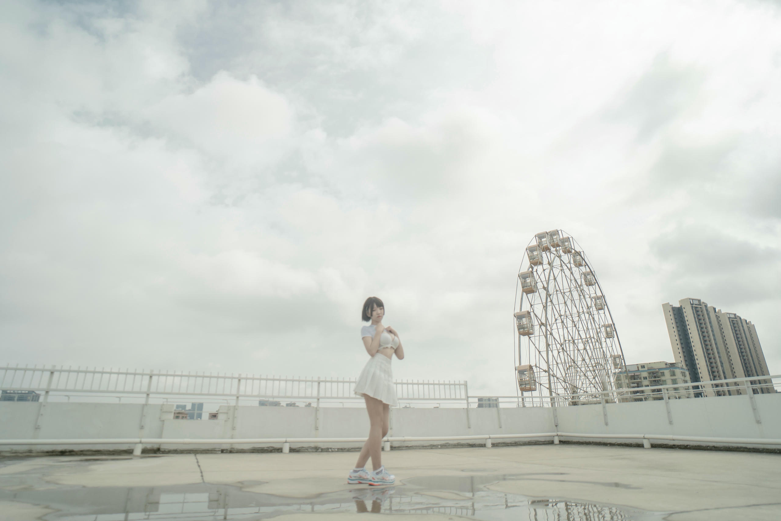 阿薰kaOri NO.015 天台 [82P1V-649MB]_第1集