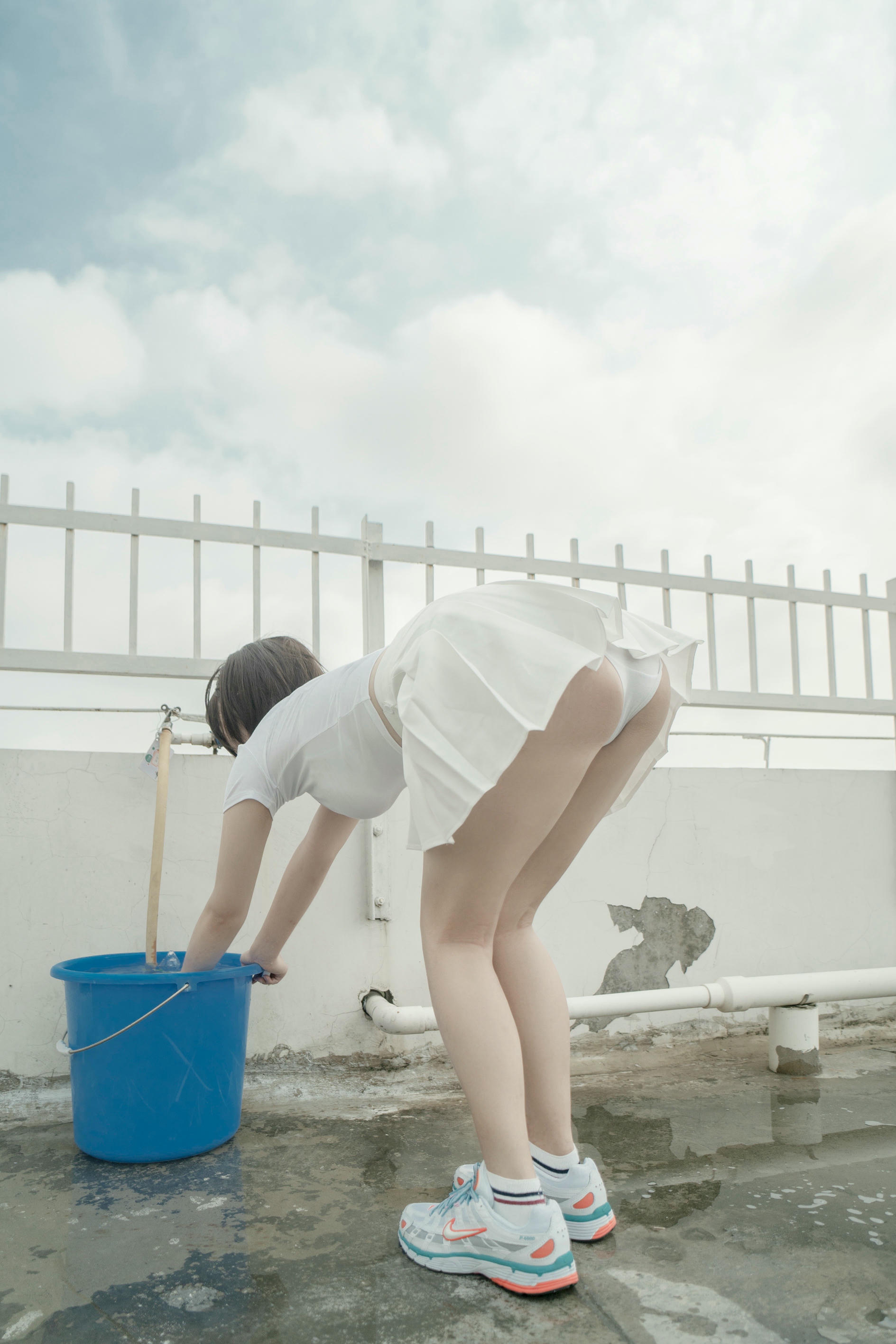 阿薰kaOri NO.015 天台 [82P1V-649MB]_第1集