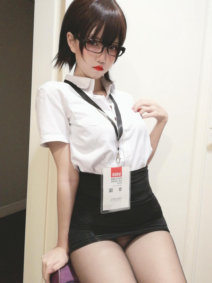 阿薰kaOri NO.002 黑丝OL [45P2V-192MB]-【图包】ol_第1集