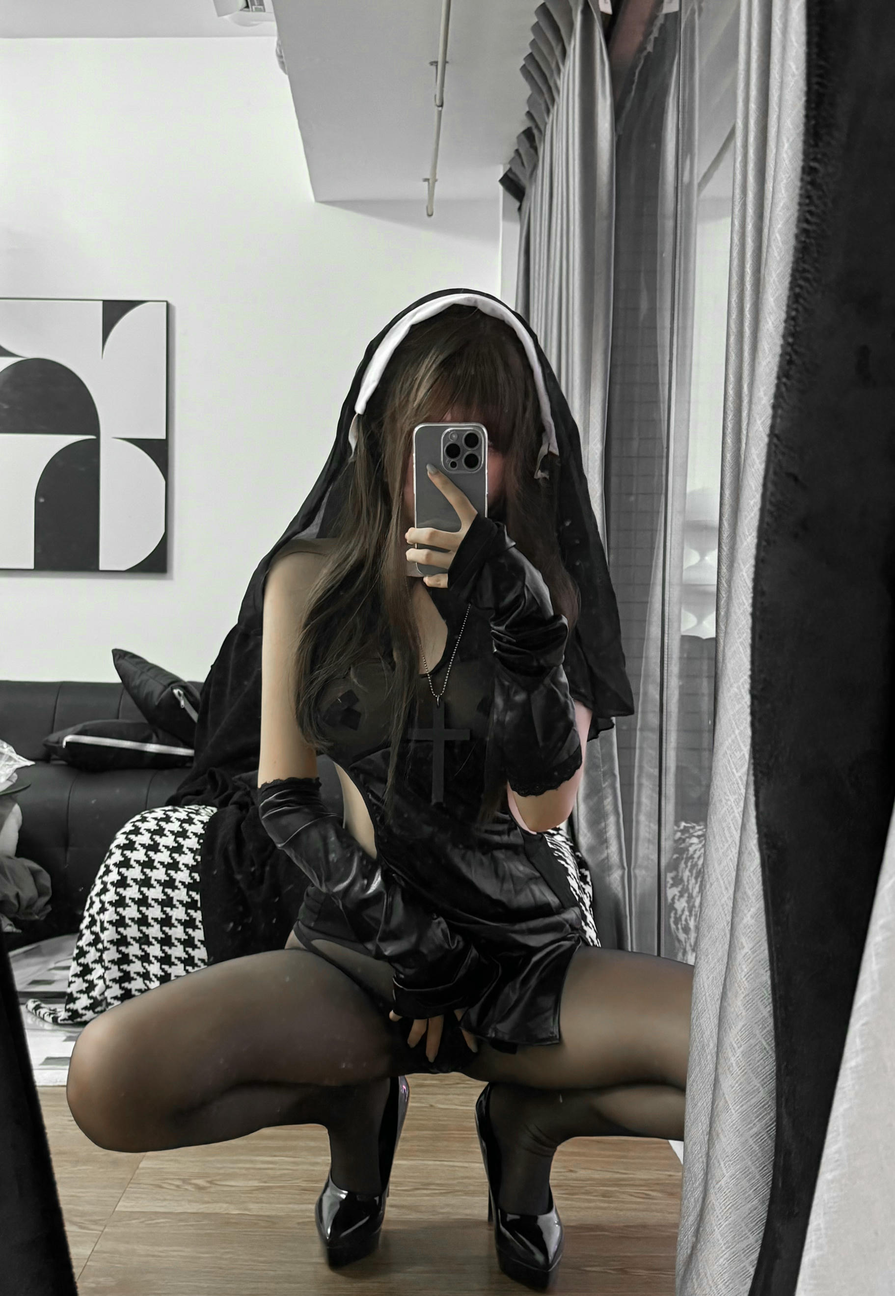 阿薰kaOri NO.019 毛毛修女[60P20GIF28V 2.08GB]_第2集