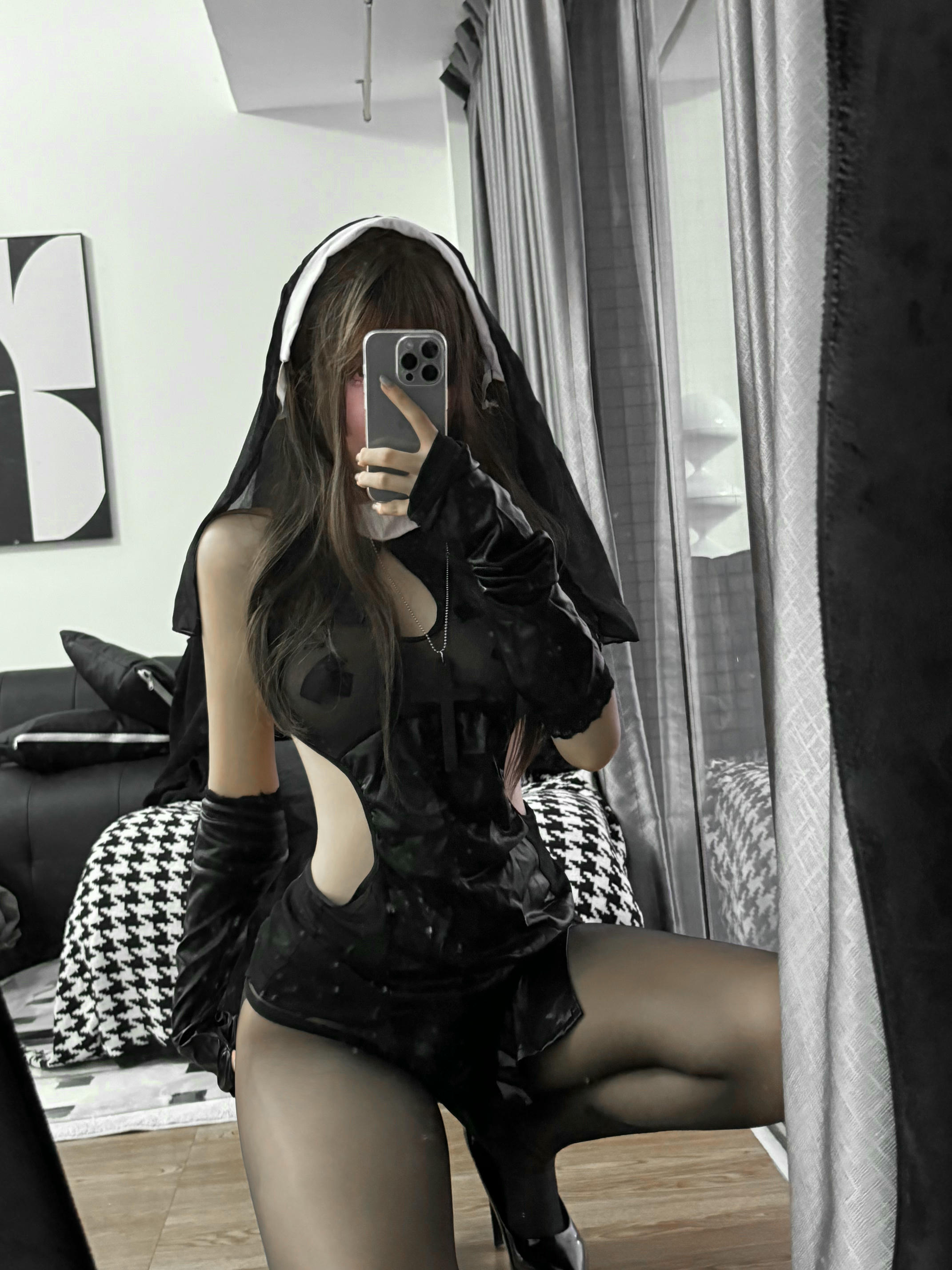 阿薰kaOri NO.019 毛毛修女[60P20GIF28V 2.08GB]_第2集