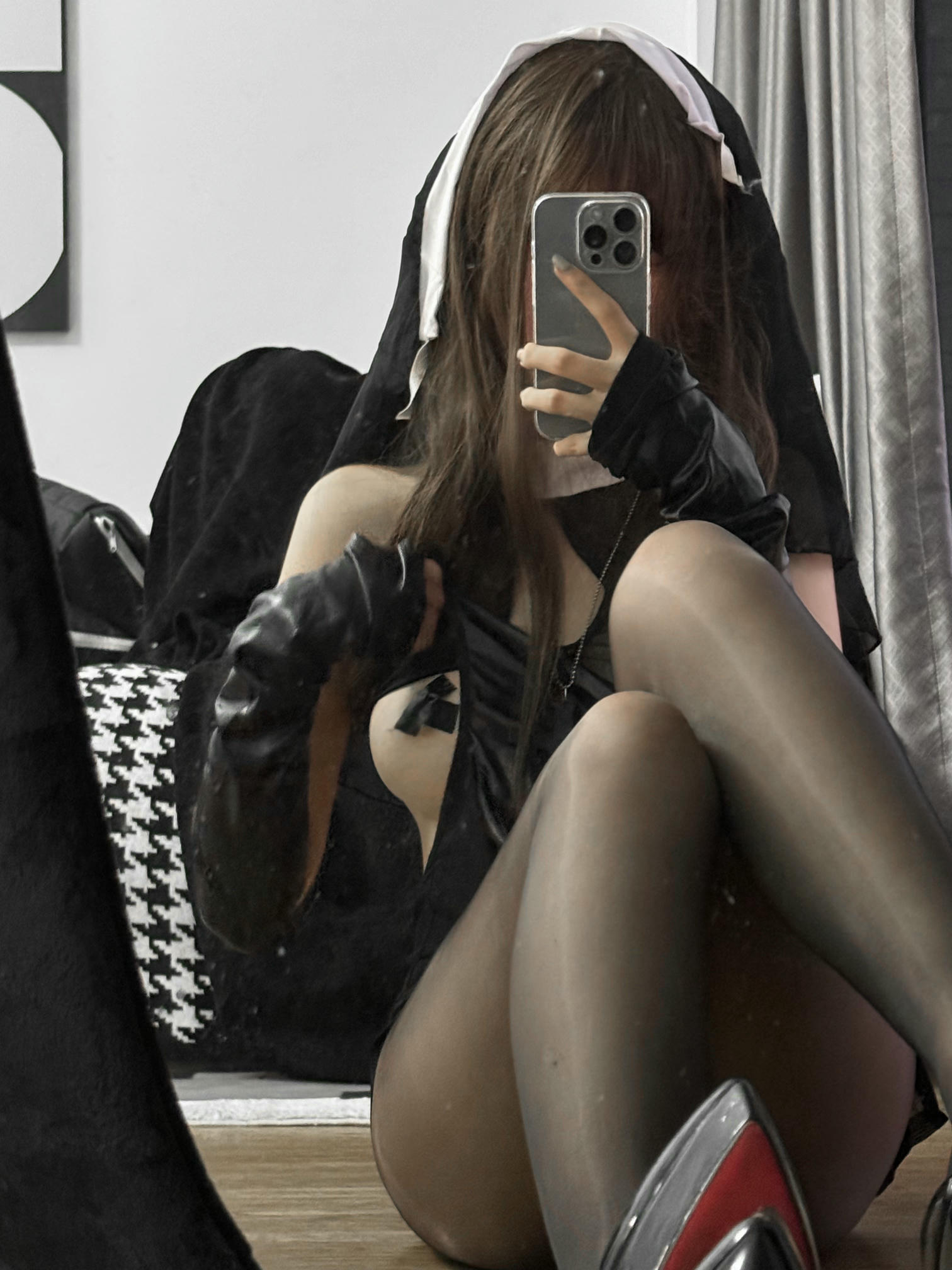 阿薰kaOri NO.019 毛毛修女[60P20GIF28V 2.08GB]_第2集