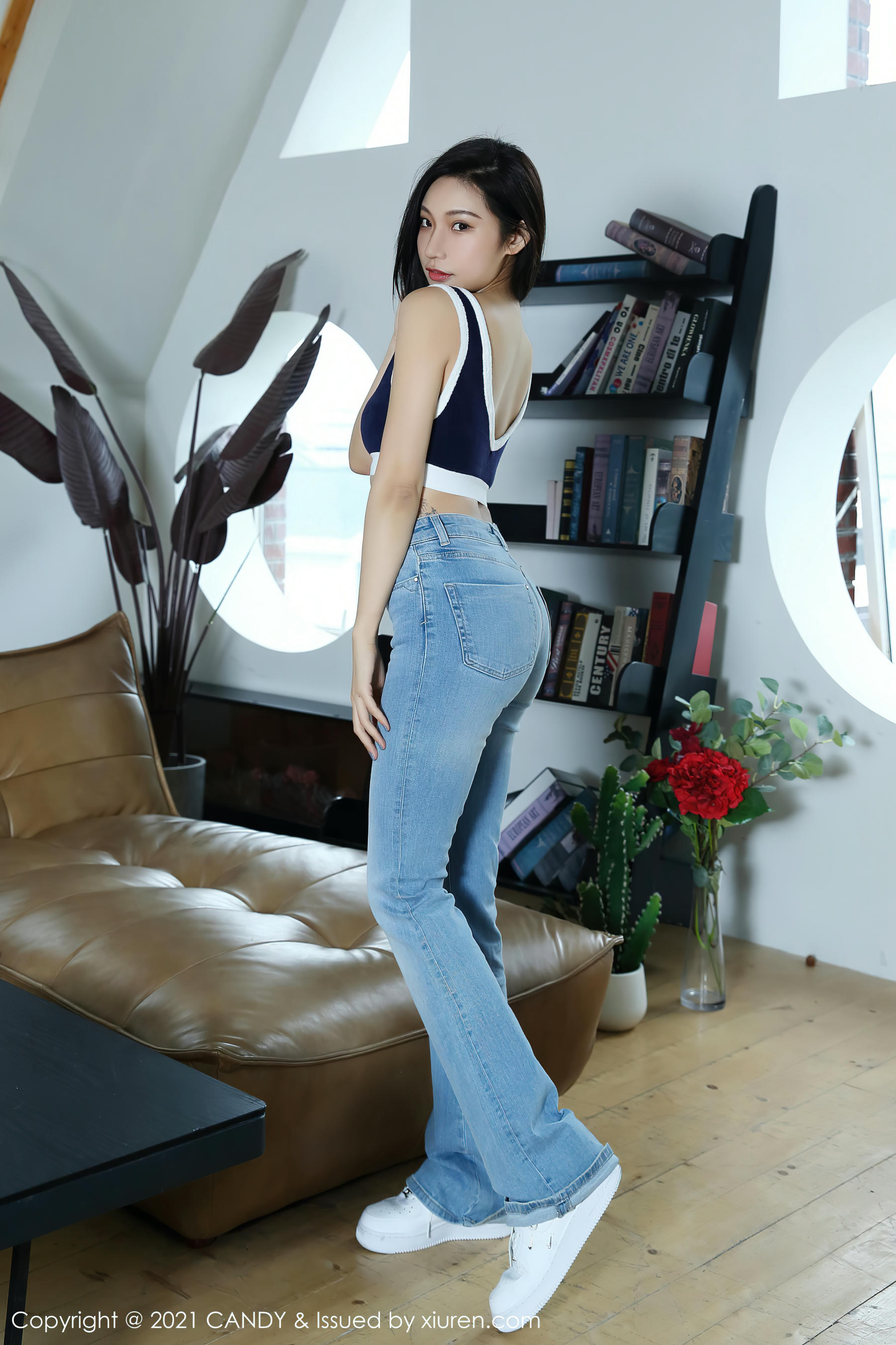 Candy网红馆 2021.05.11 VOL.084 小狐狸Kathryn[58+1P／587MB]_第3集