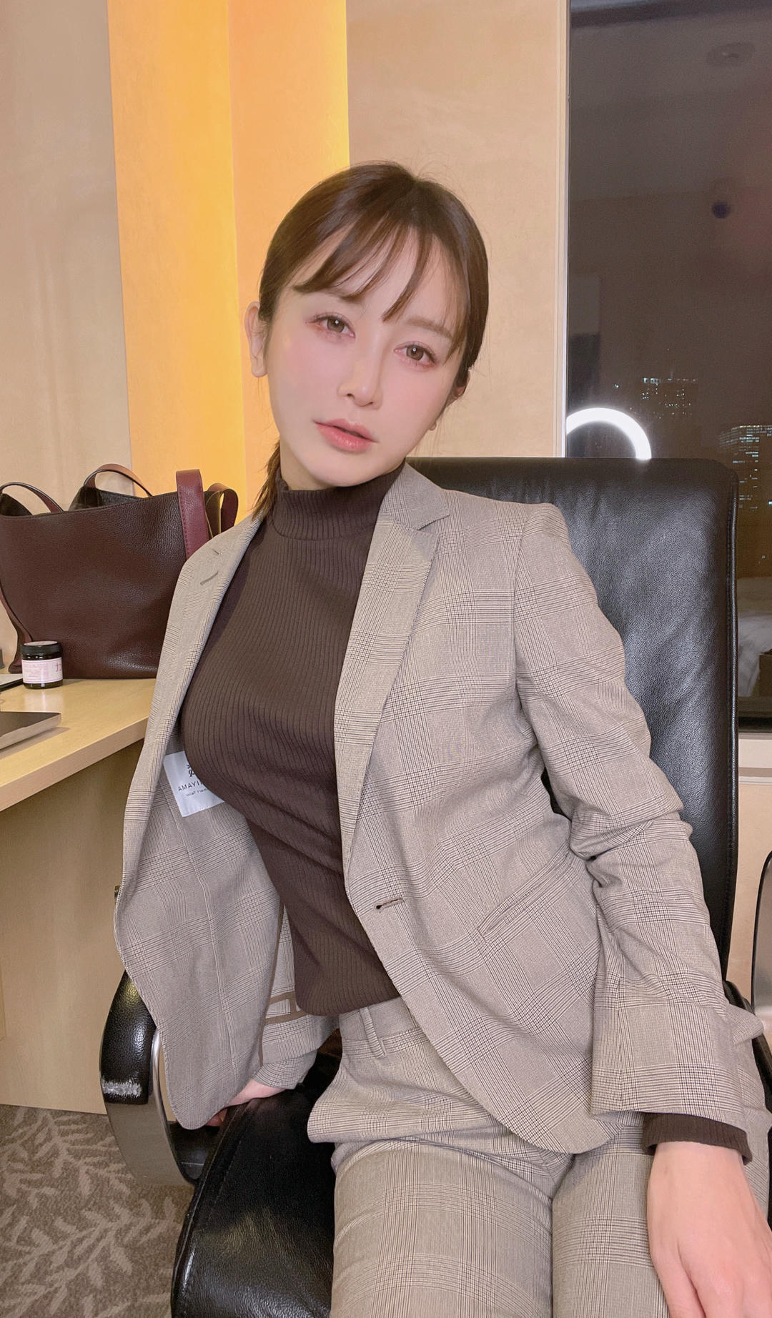 日本coser-193iKkyu3-出張先から、、👩_💼💓_by_いくみ_第1集