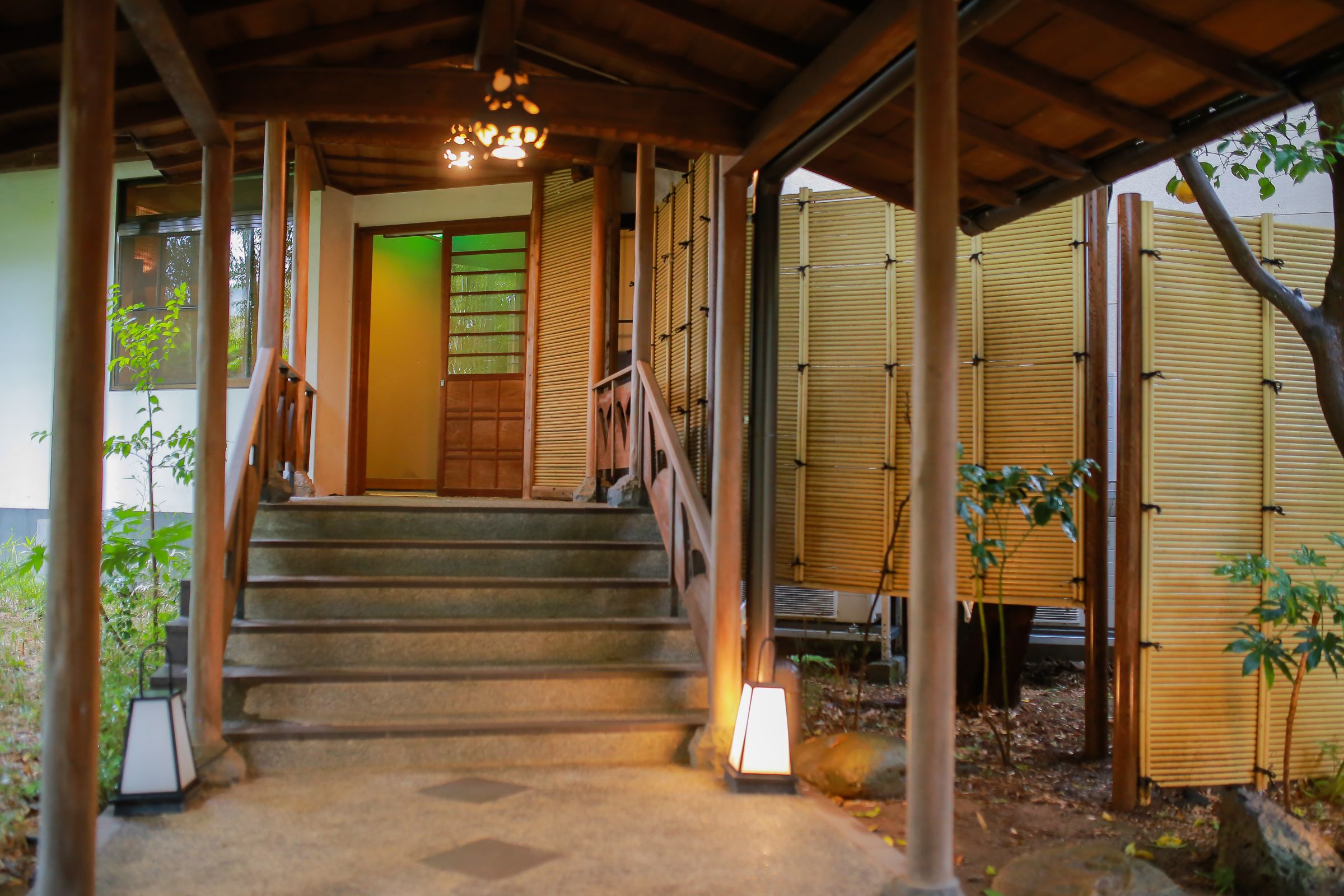 日本coser-193iKkyu3-いくみ NO.035 いくみと温泉(ROM)(A) [107P／217MB]_第1集