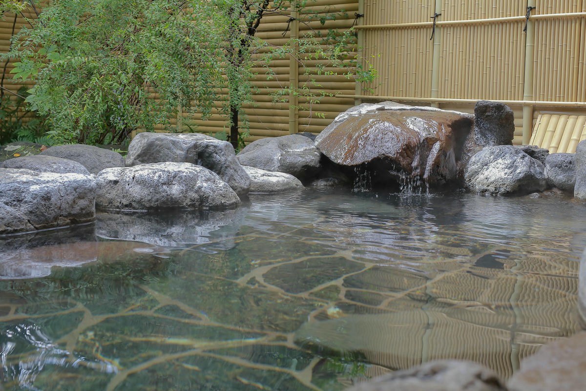 日本coser-193iKkyu3-いくみ NO.035 いくみと温泉(ROM)(A) [107P／217MB]_第3集