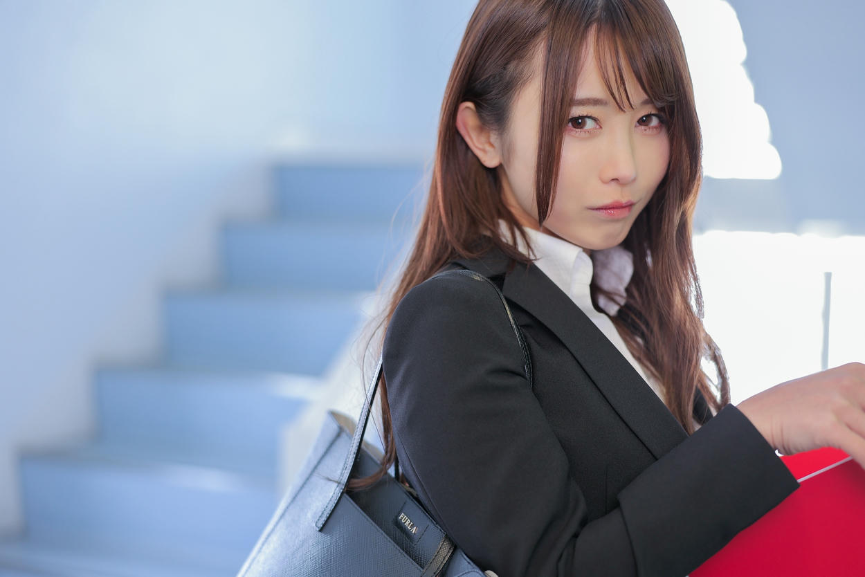 日本coser-193iKkyu3-いくみ NO.037 iKkyu3(いくみ) いくみ先輩とまさかの相部屋宿泊 [234P 243MB]_第1集