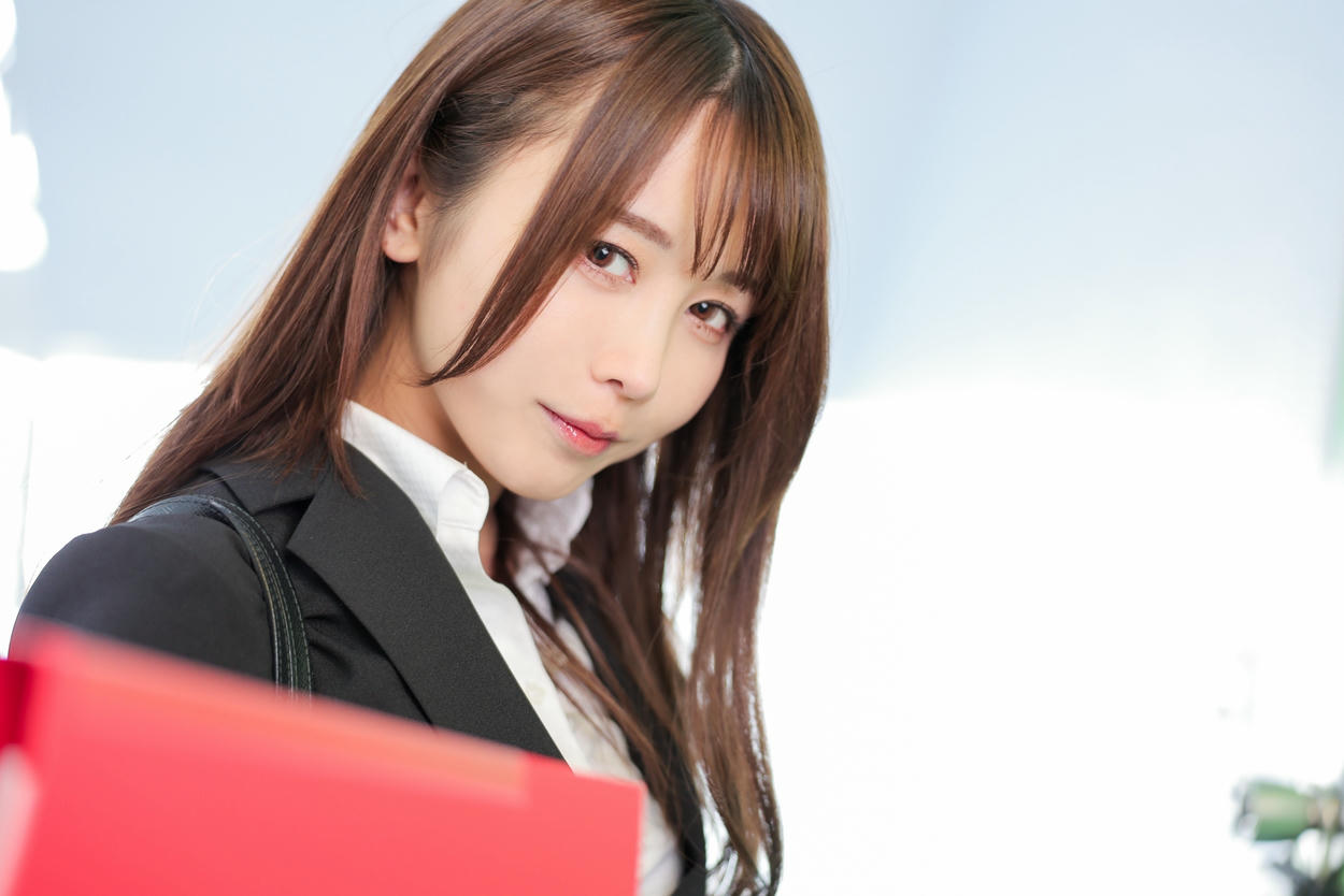 日本coser-193iKkyu3-いくみ NO.037 iKkyu3(いくみ) いくみ先輩とまさかの相部屋宿泊 [234P 243MB]_第1集