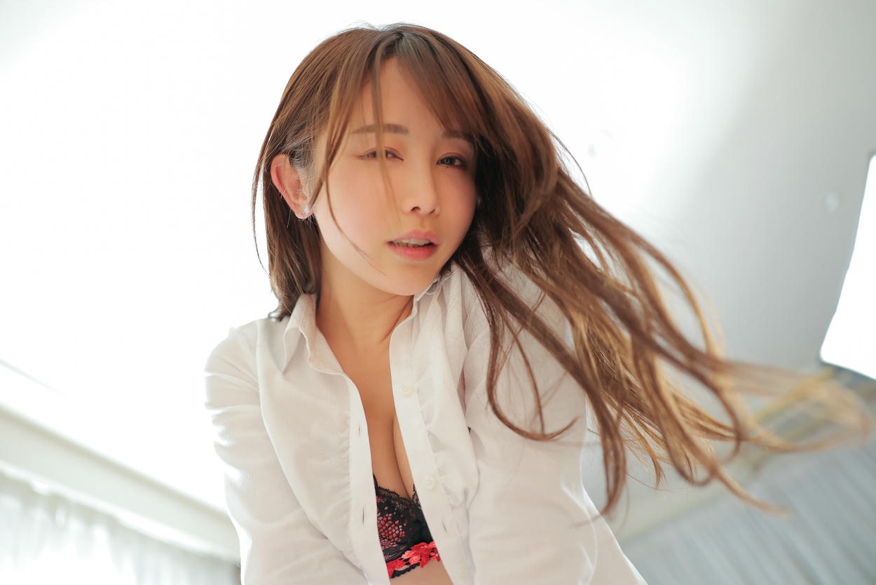 日本coser-193iKkyu3-いくみ NO.037 iKkyu3(いくみ) いくみ先輩とまさかの相部屋宿泊 [234P 243MB]_第12集