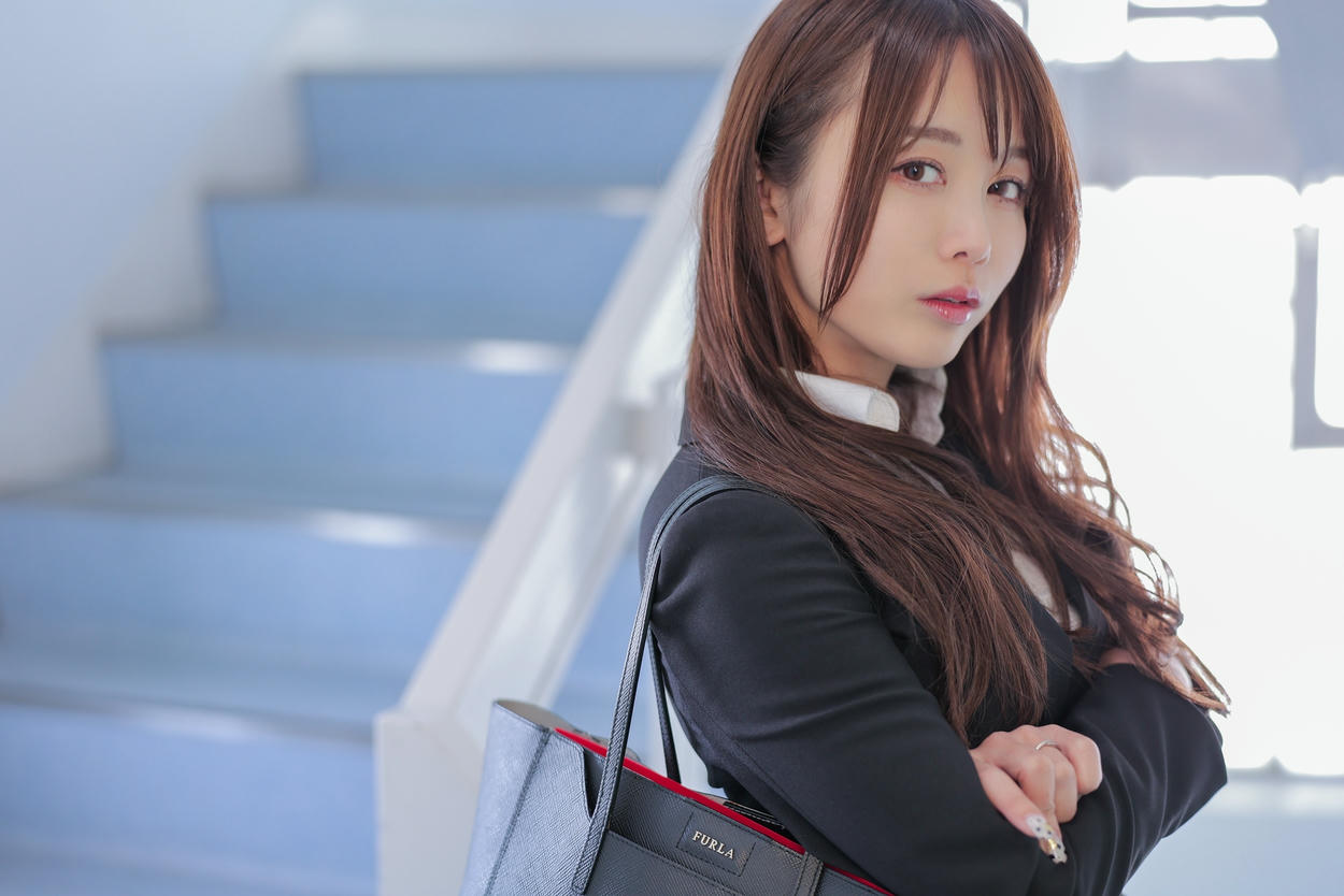 日本coser-193iKkyu3-いくみ NO.037 iKkyu3(いくみ) いくみ先輩とまさかの相部屋宿泊 [234P 243MB]_第1集