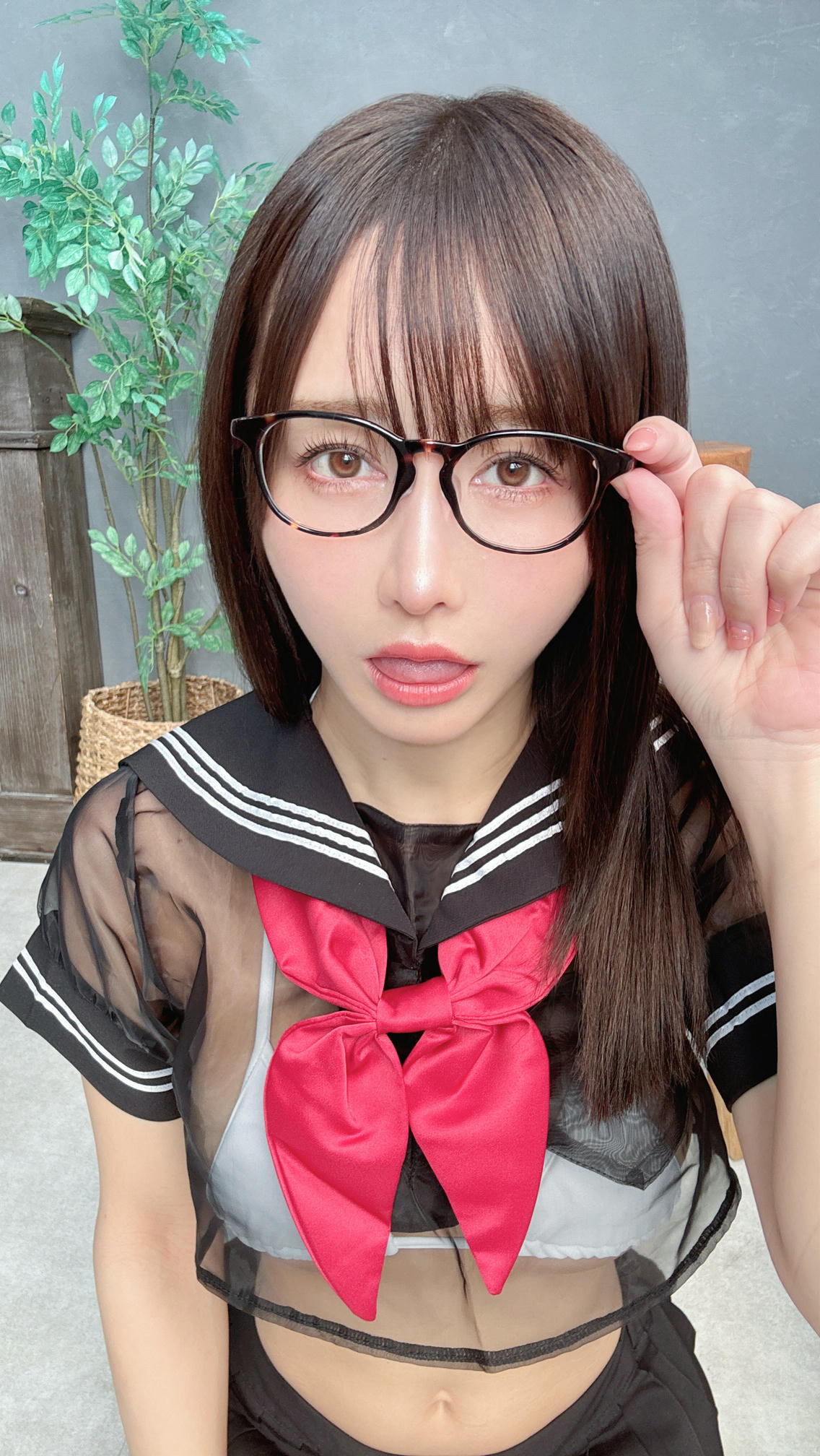 日本coser-193iKkyu3-いくみ-2024-05-12 See-Through Sailor Uniform👩‍🎓❤️ 35P_第1集