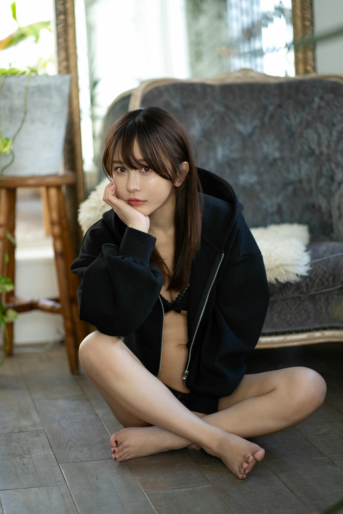 日本coser-193iKkyu3-いくみ-2024-05-22 Chest-Exposing Brazycv 32P_第1集