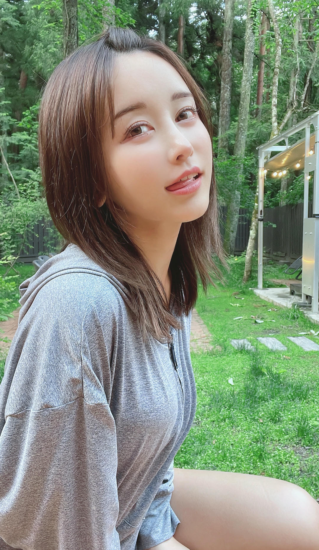 日本coser-193iKkyu3-いくみ-[2023.06.04] Luxury Camping with my Dog🐶_第1集