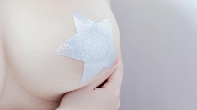 胡桃猫Kurumineko NO.020 月光温柔乡白旗袍 [106P4V 1.28GB]-图片_第4集