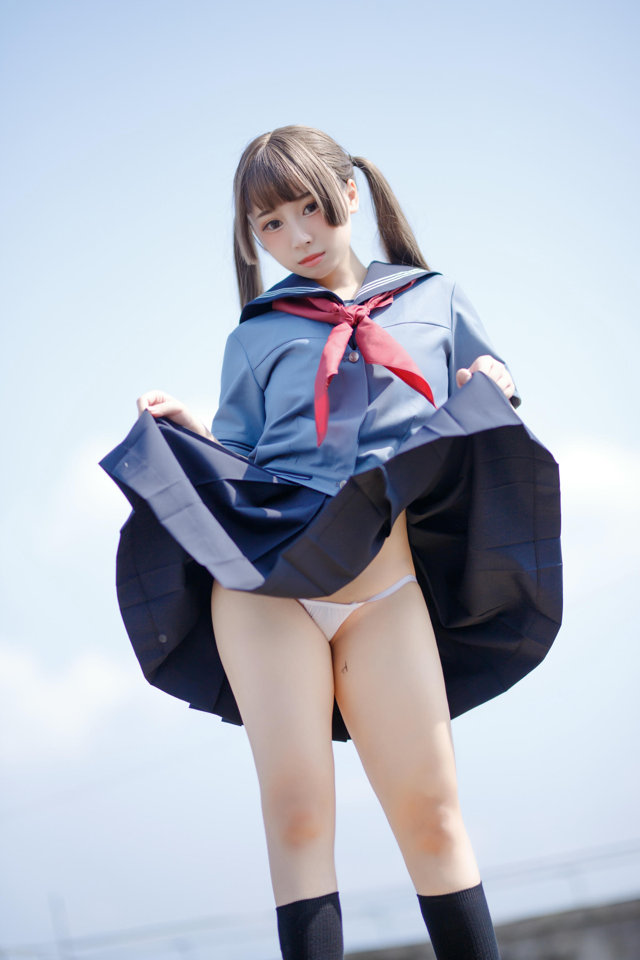 胡桃猫Kurumineko NO.005 天台的爱之告白 [4V 143P 2GB]-告白_第1集