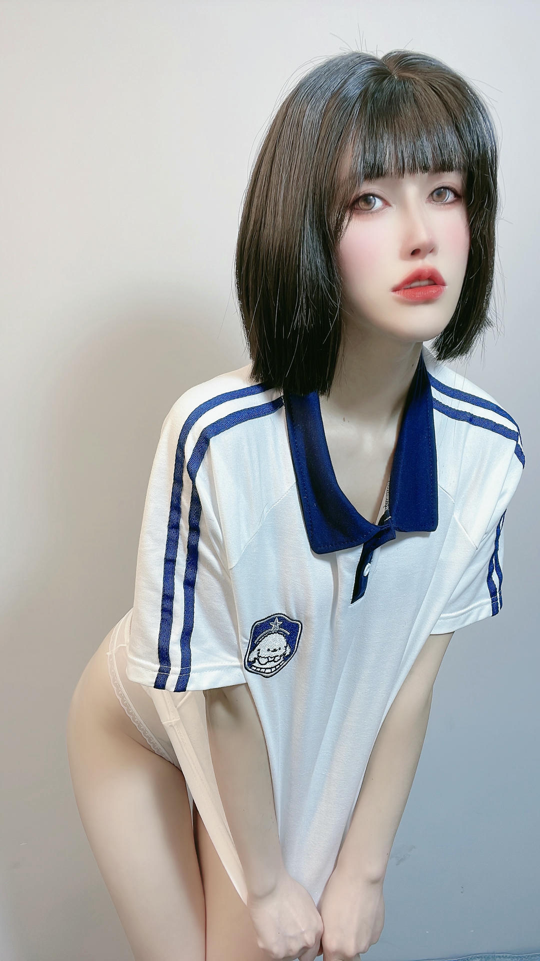 鹿八岁 NO.001 不良学妹 [34P 64MB]_第1集