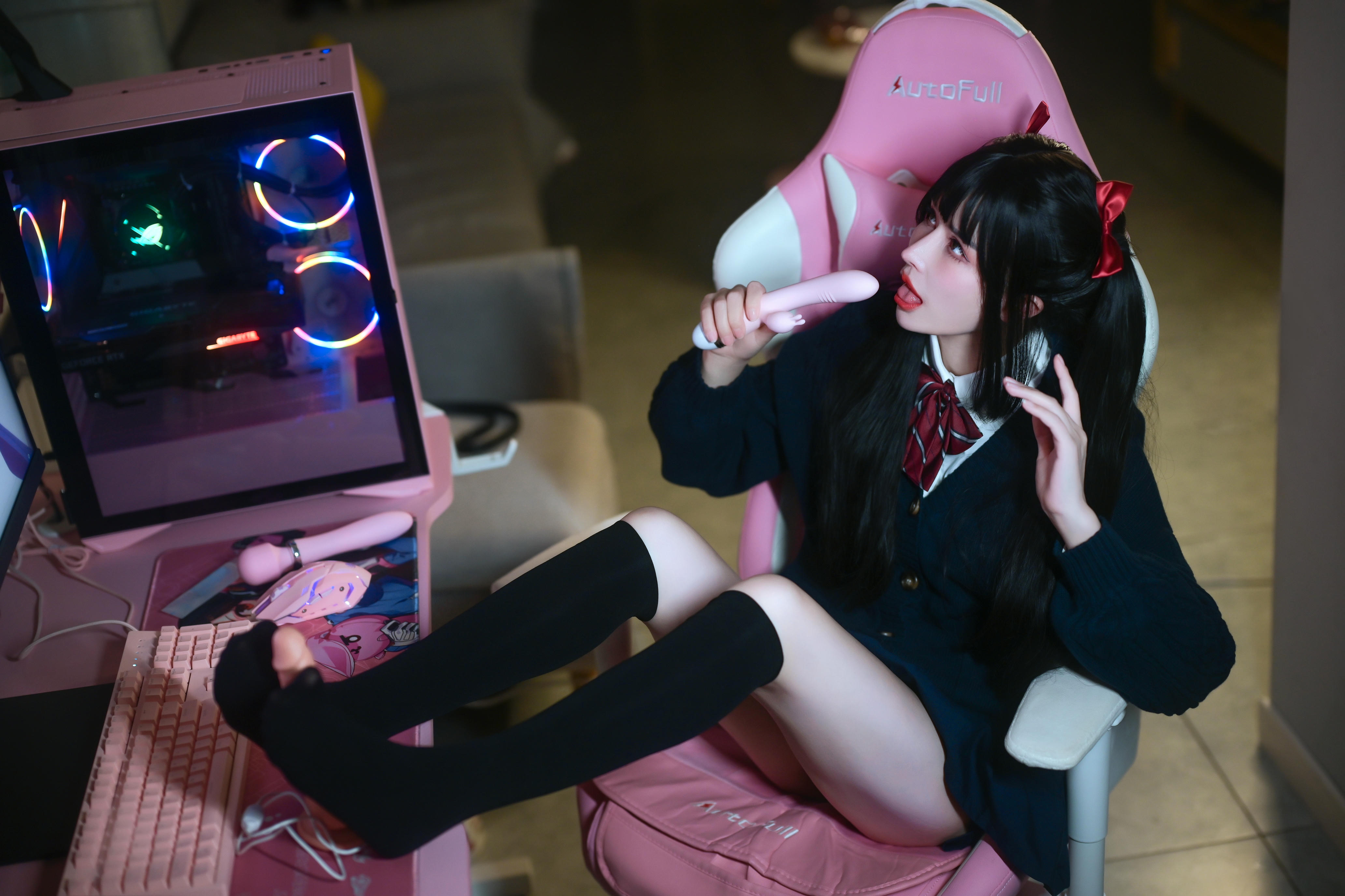 鹿八岁 NO.010 少女的悸动XJK双马尾 [120P1V 2.88GB]_第3集