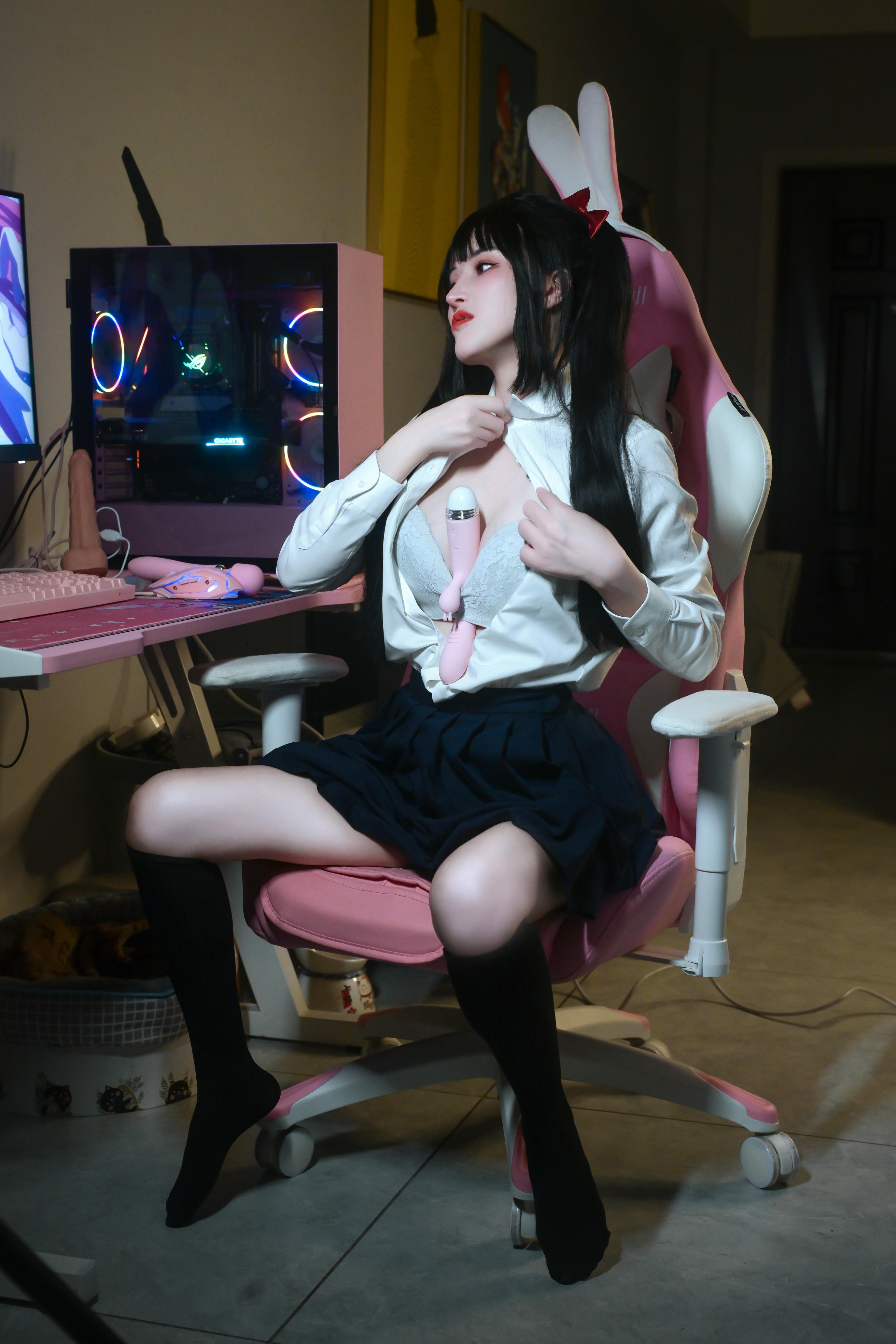 鹿八岁 NO.010 少女的悸动XJK双马尾 [120P1V 2.88GB]_第3集