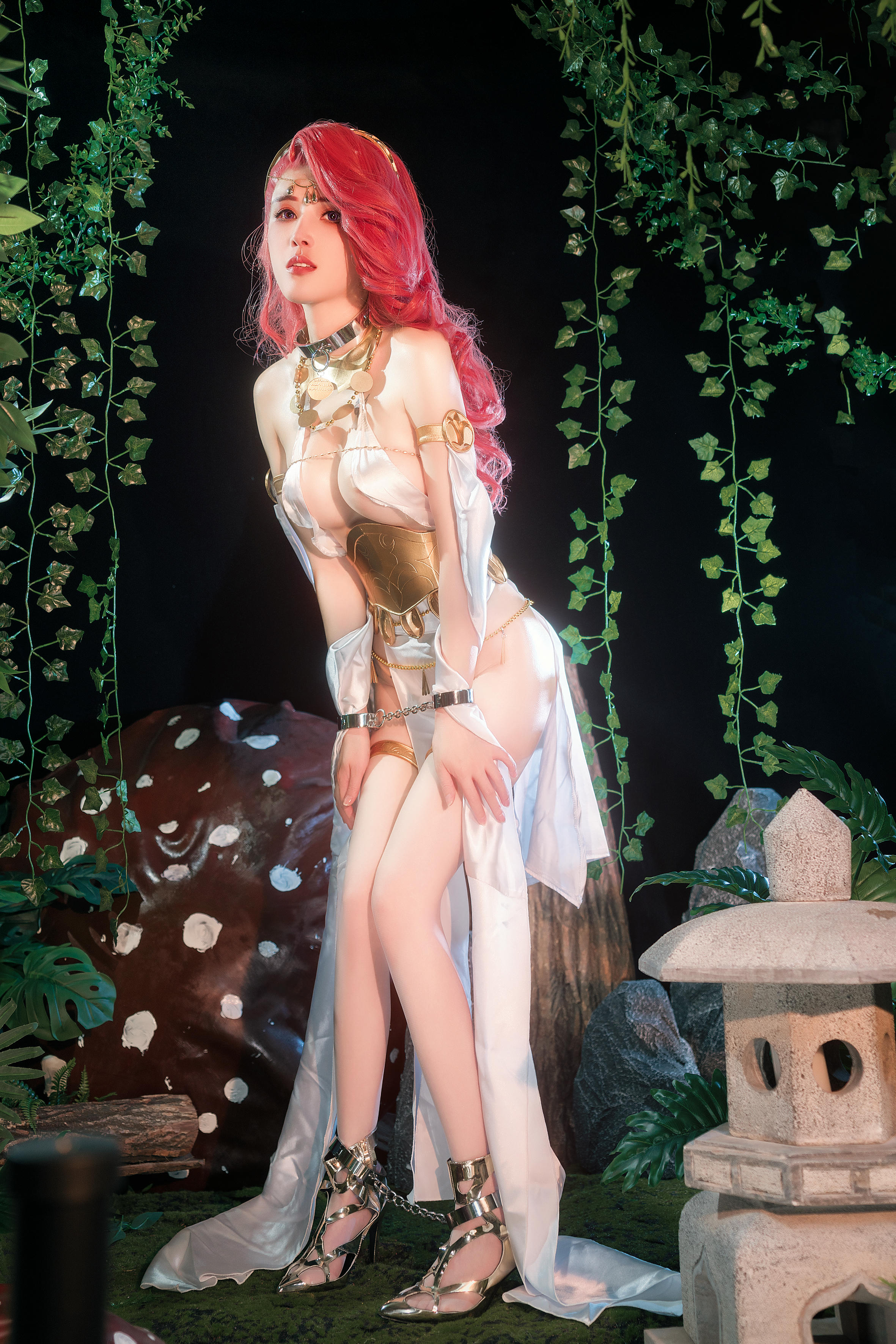 鹿八岁 NO.017 哥布林女王[80P-1V-2.03G]_第1集