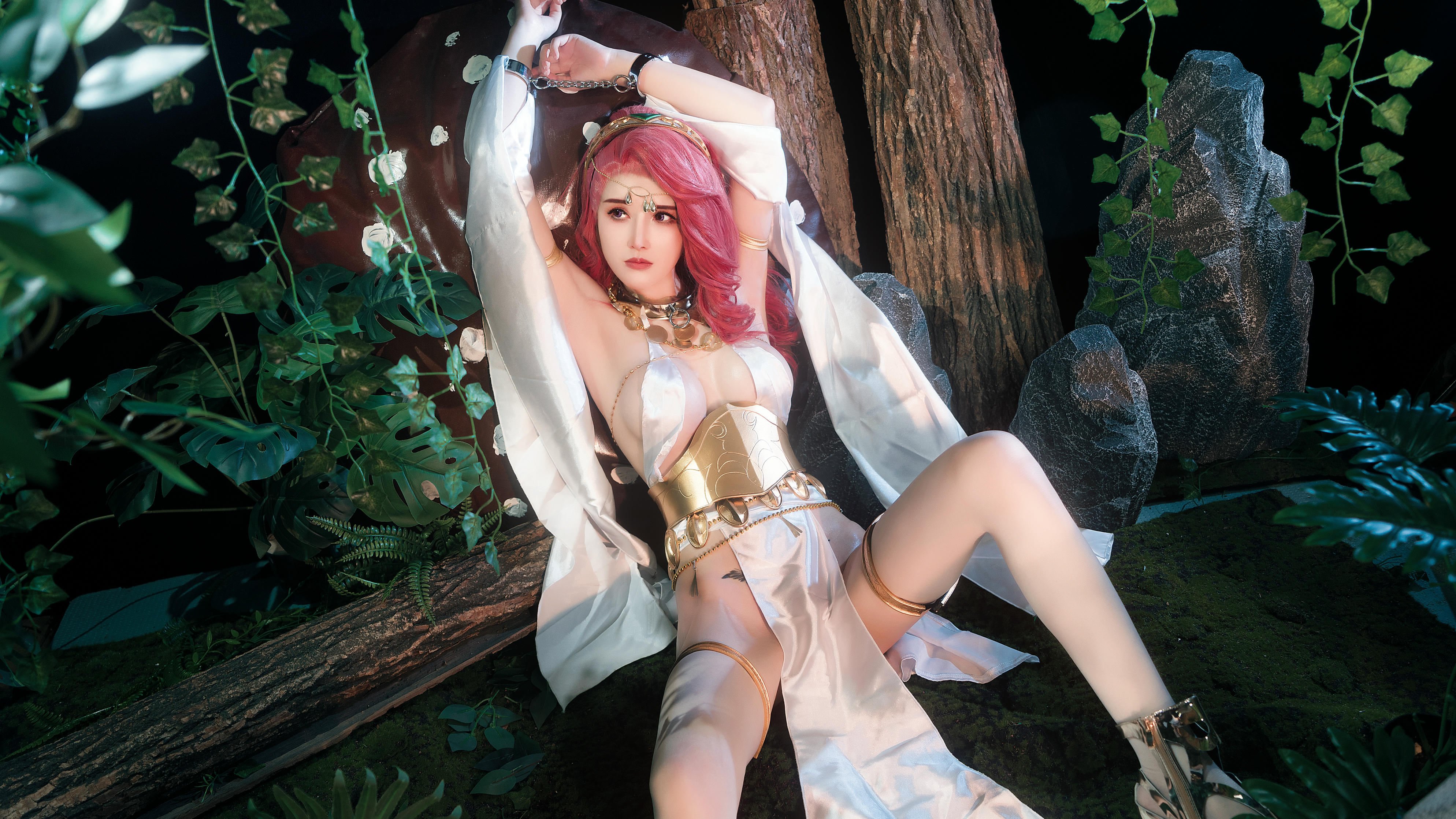 鹿八岁 NO.017 哥布林女王[80P-1V-2.03G]_第1集