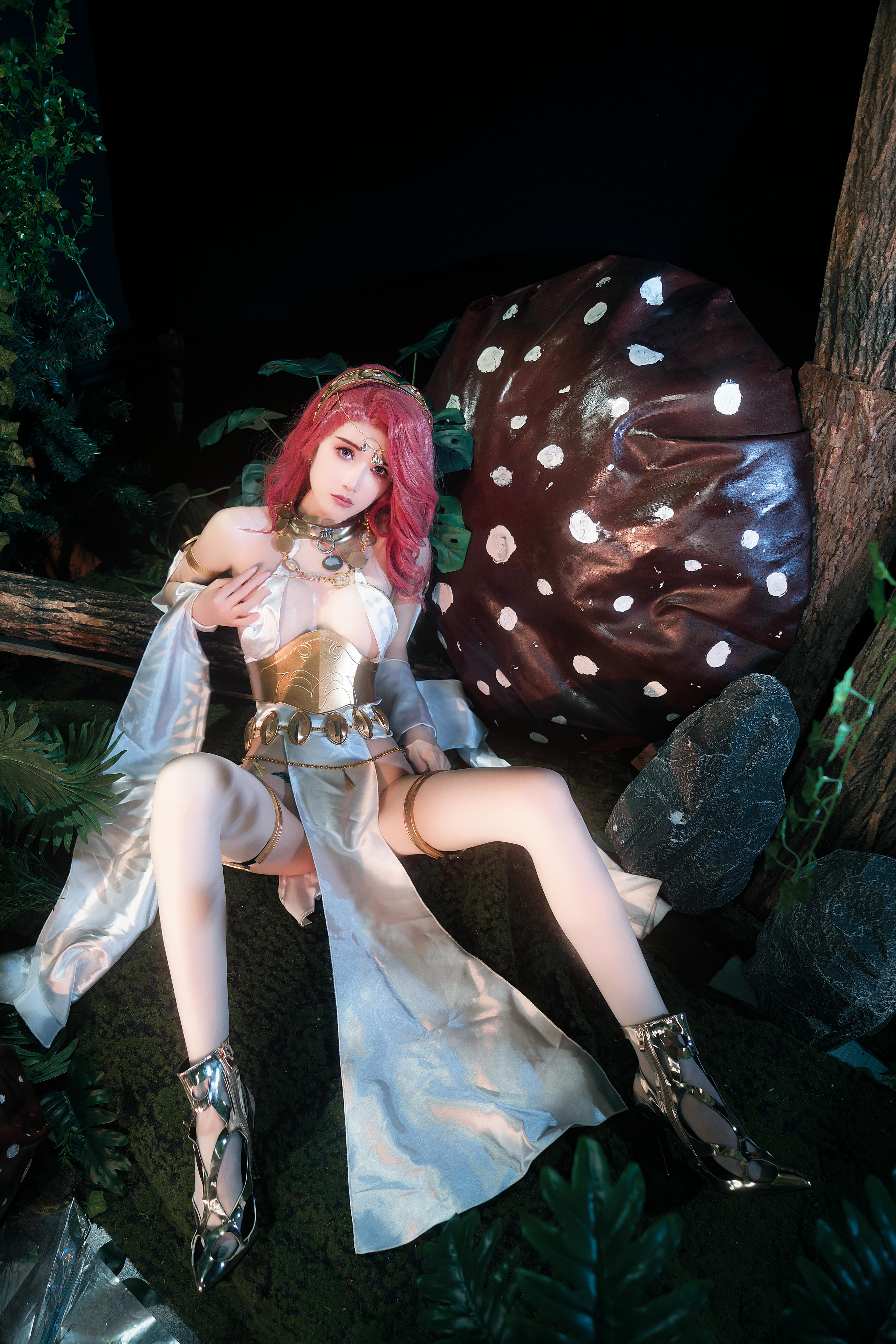 鹿八岁 NO.017 哥布林女王[80P-1V-2.03G]_第1集