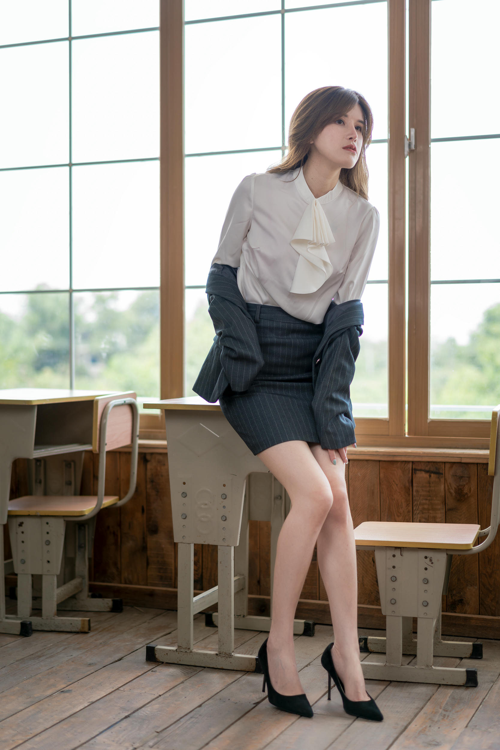 鹿八岁 NO.019 教师 [37P／318MB]_第1集