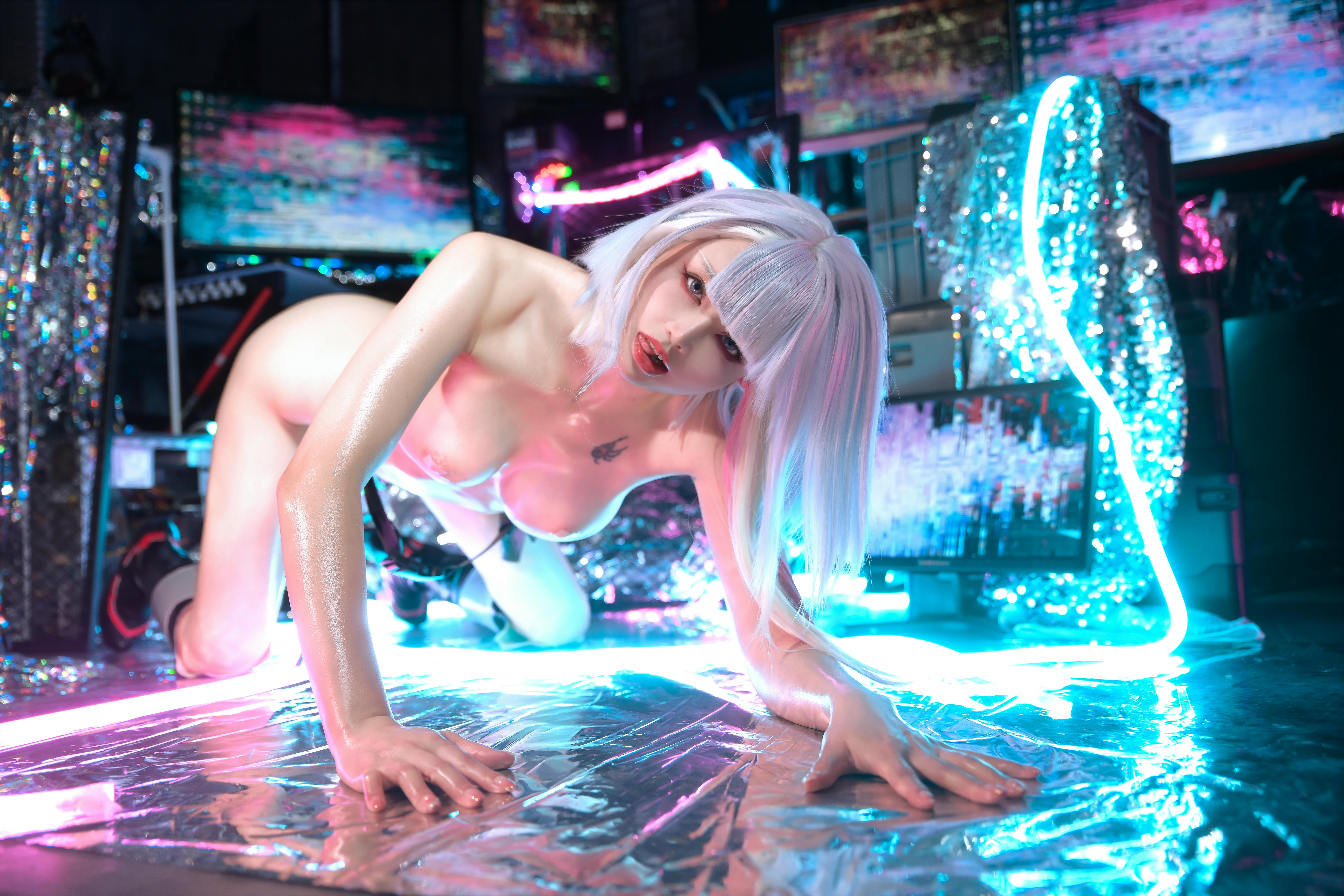 鹿八岁 NO.021 赛博朋克：边缘行者 露西 [60P1V-1.62GB]_第2集