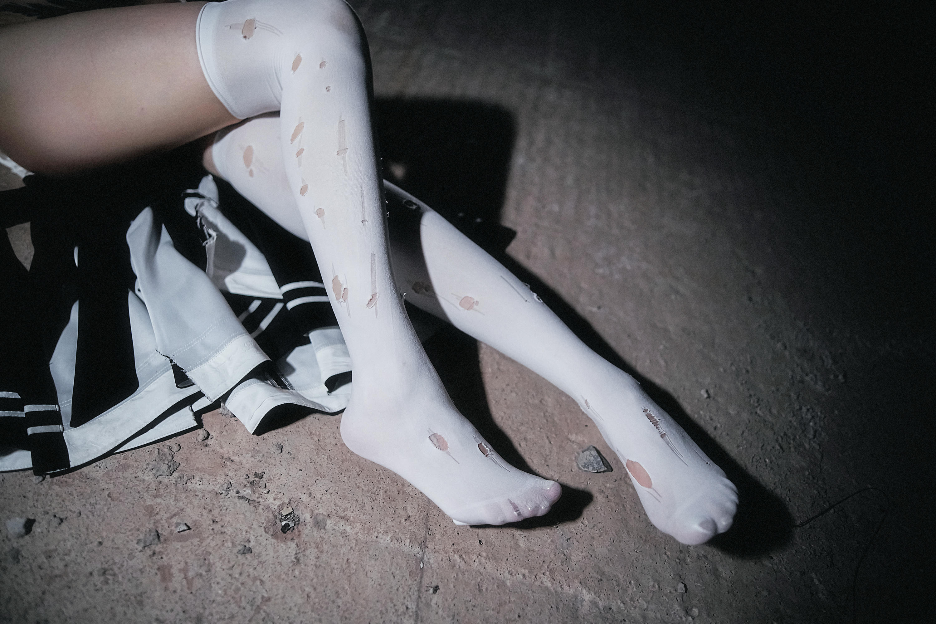 鹿八岁 NO.031 废墟尼尔2B [33P1V-480MB]_第2集