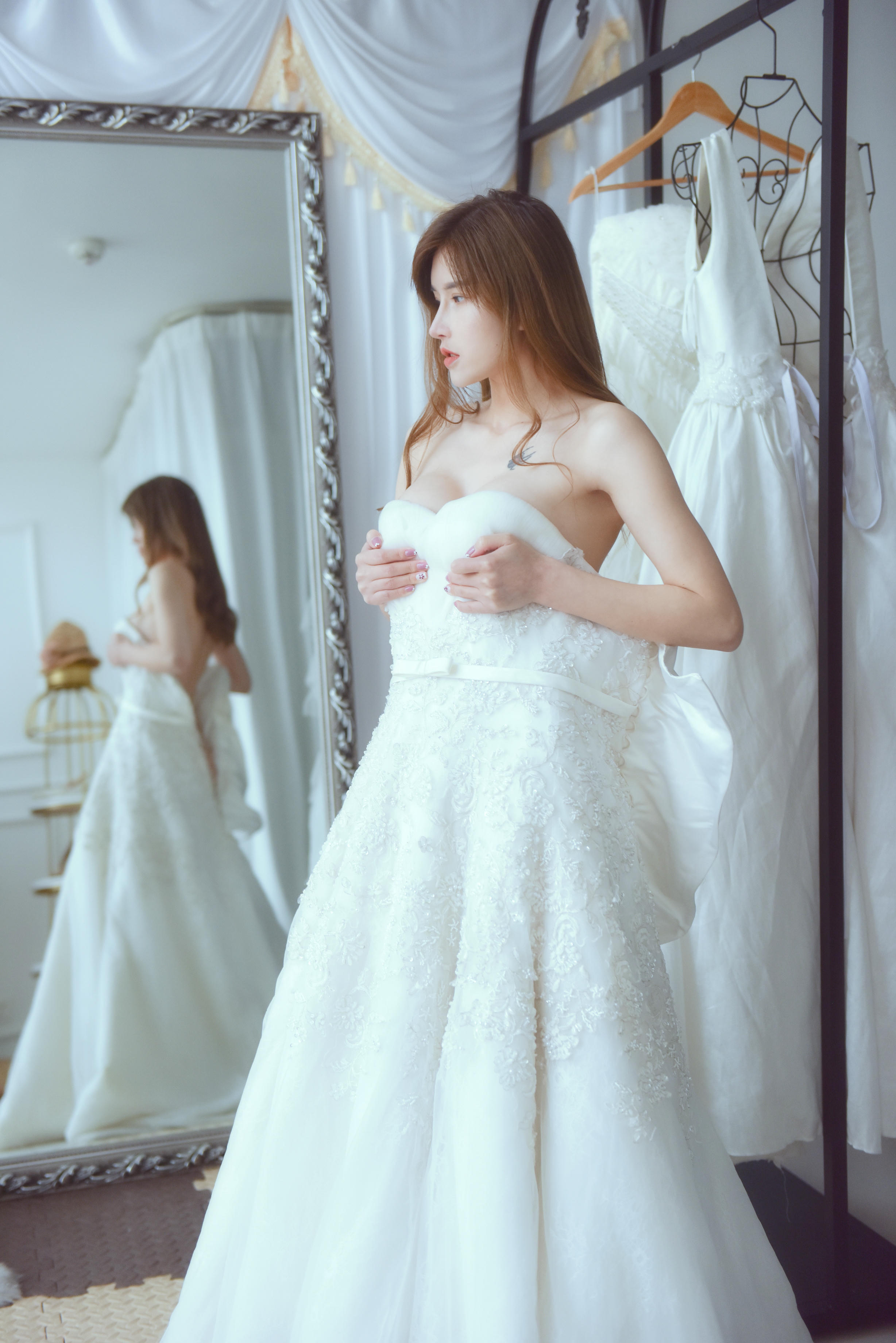 鹿八岁 NO.032 白色婚纱 [60P-633M]-婚纱_第1集