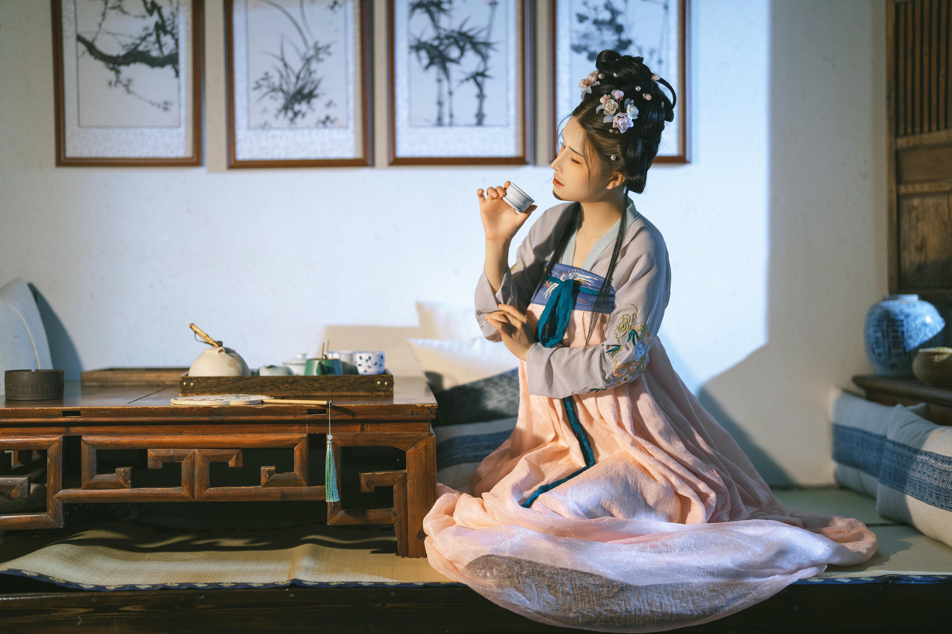 鹿八岁 NO.004 汉服 [60P1V 2.98GB]_第1集