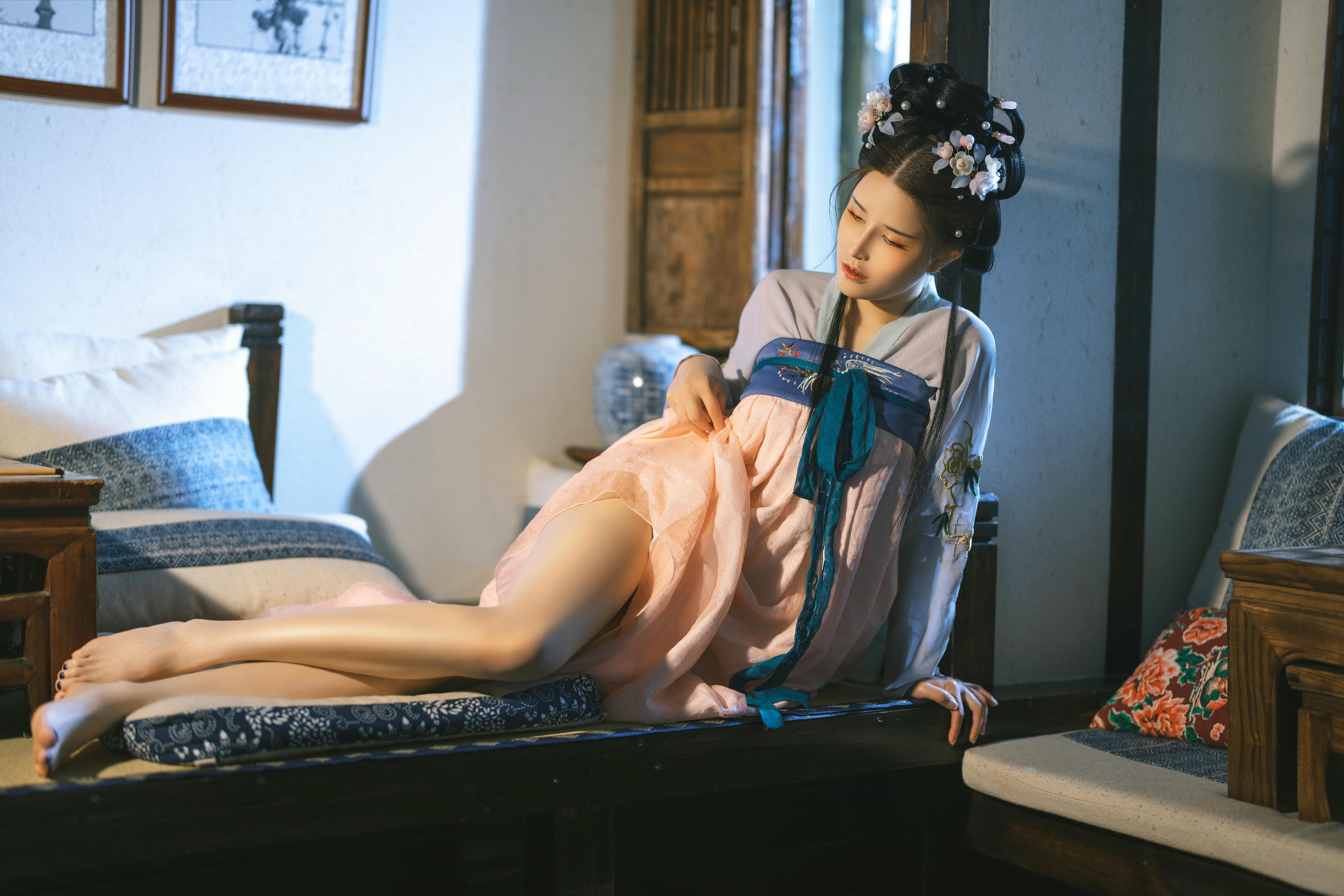 鹿八岁 NO.004 汉服 [60P1V 2.98GB]_第1集