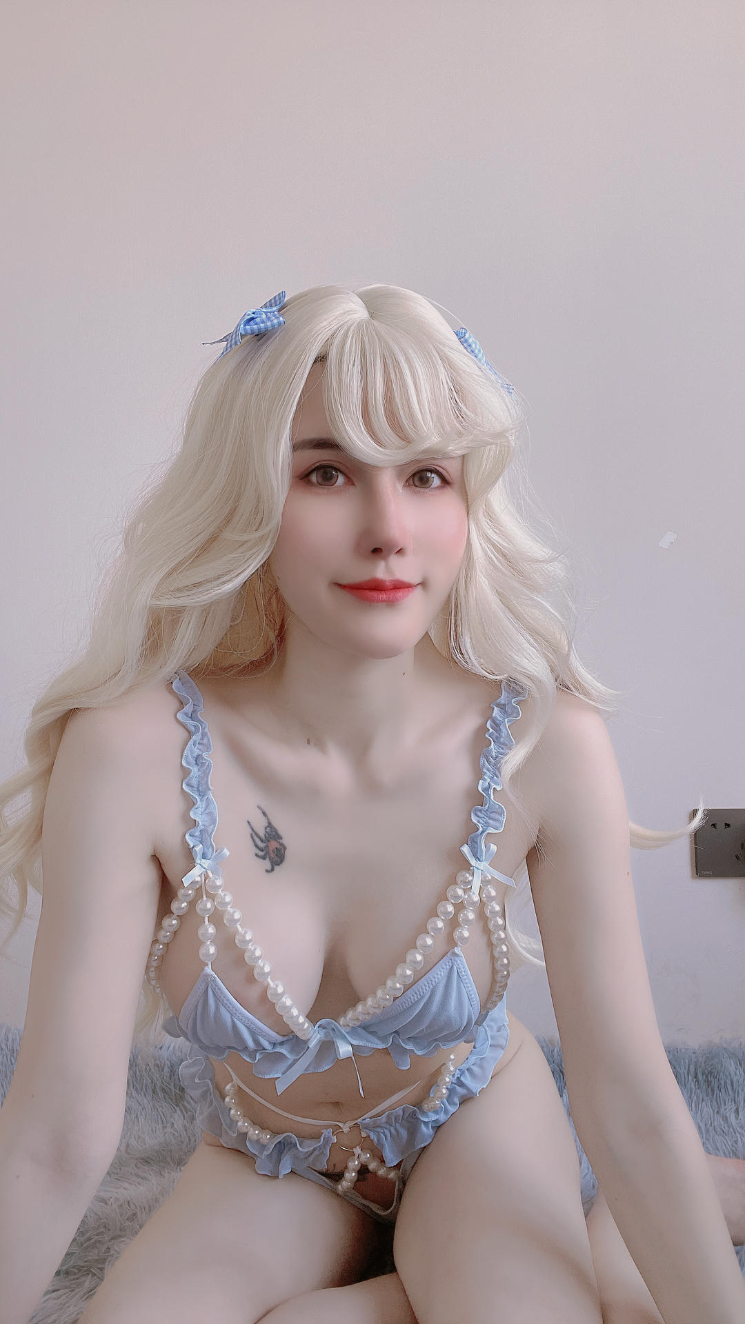 鹿八岁 NO.038 金发可爱女孩 [39P1V-1.52GB]_第1集